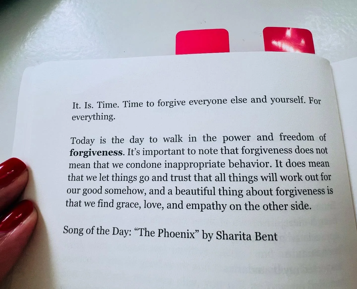 So lately I have been thinking about turtles and forgiveness. 🧘🏽&zwj;♀️✨

(((More to come on turtles soon.))) 🐢✨

The weeks have been rough yall. 🥹

But there have been glimmers of light and hope along the way. ✨🙏🏽✨

Thankfully. &hearts;️
Becau
