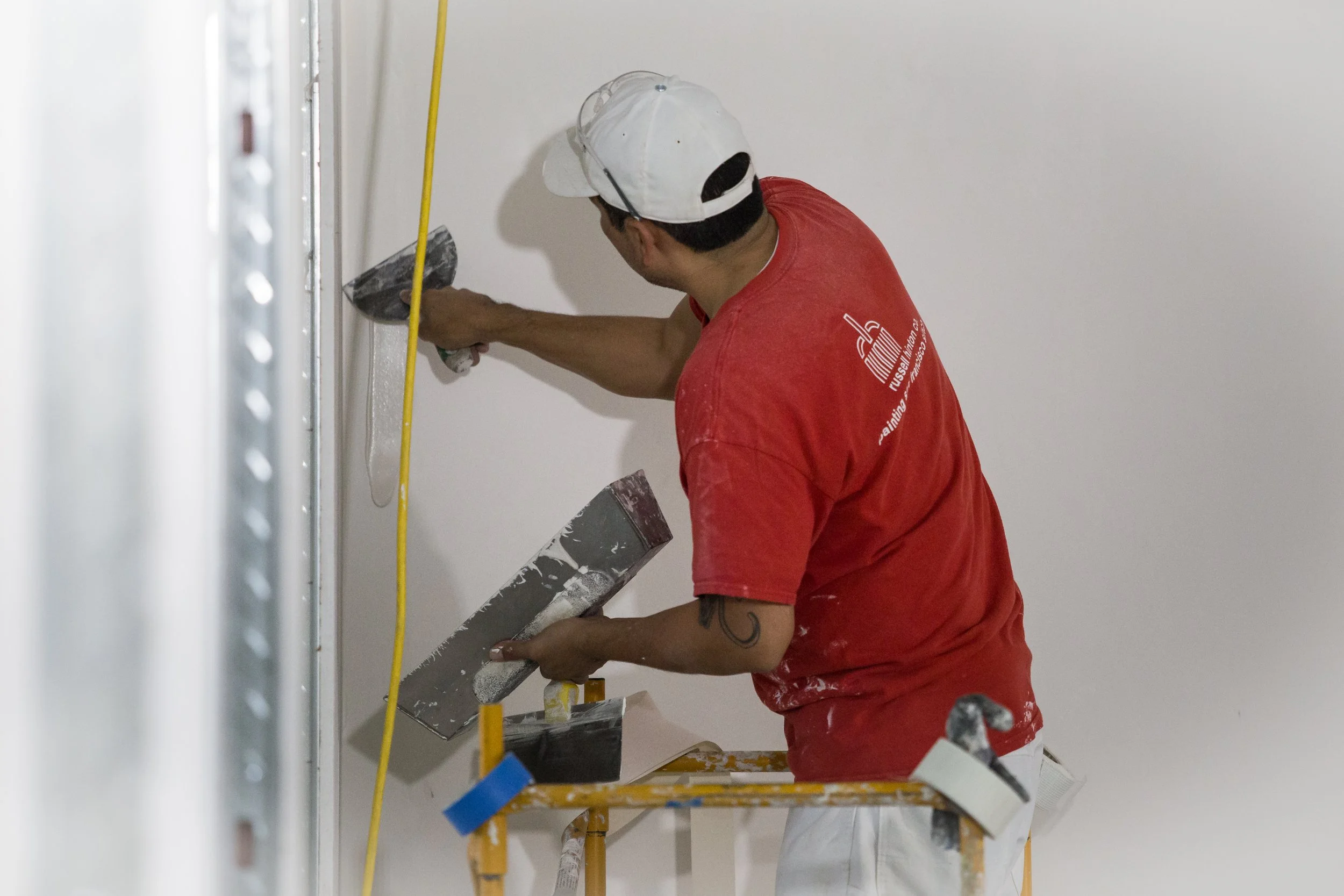 Drywall - Taping and Skimming 9.jpg