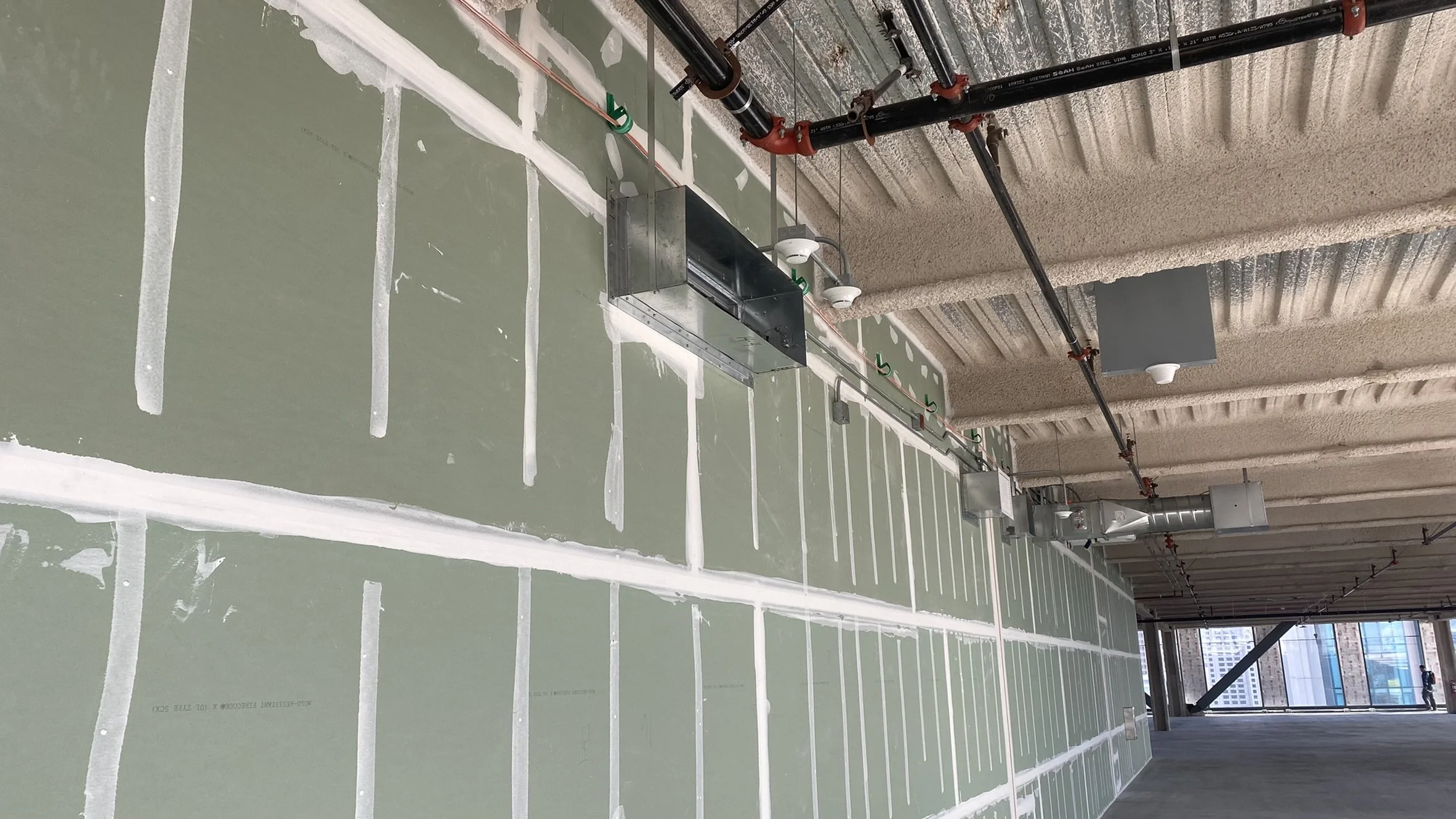 Drywall - Taping and Skimming 7.JPEG