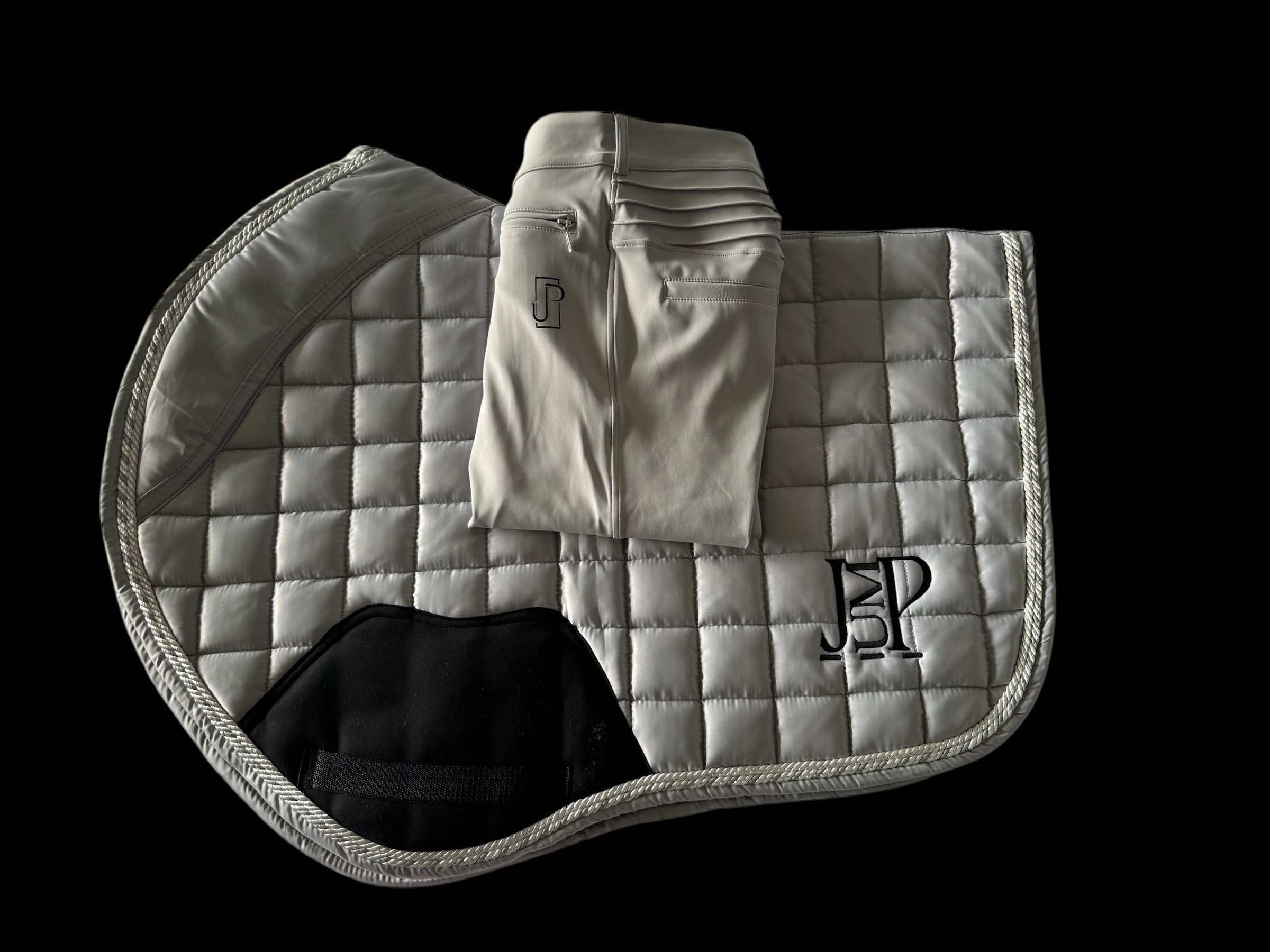 Grey saddle pad and beige Jodpurs (set)