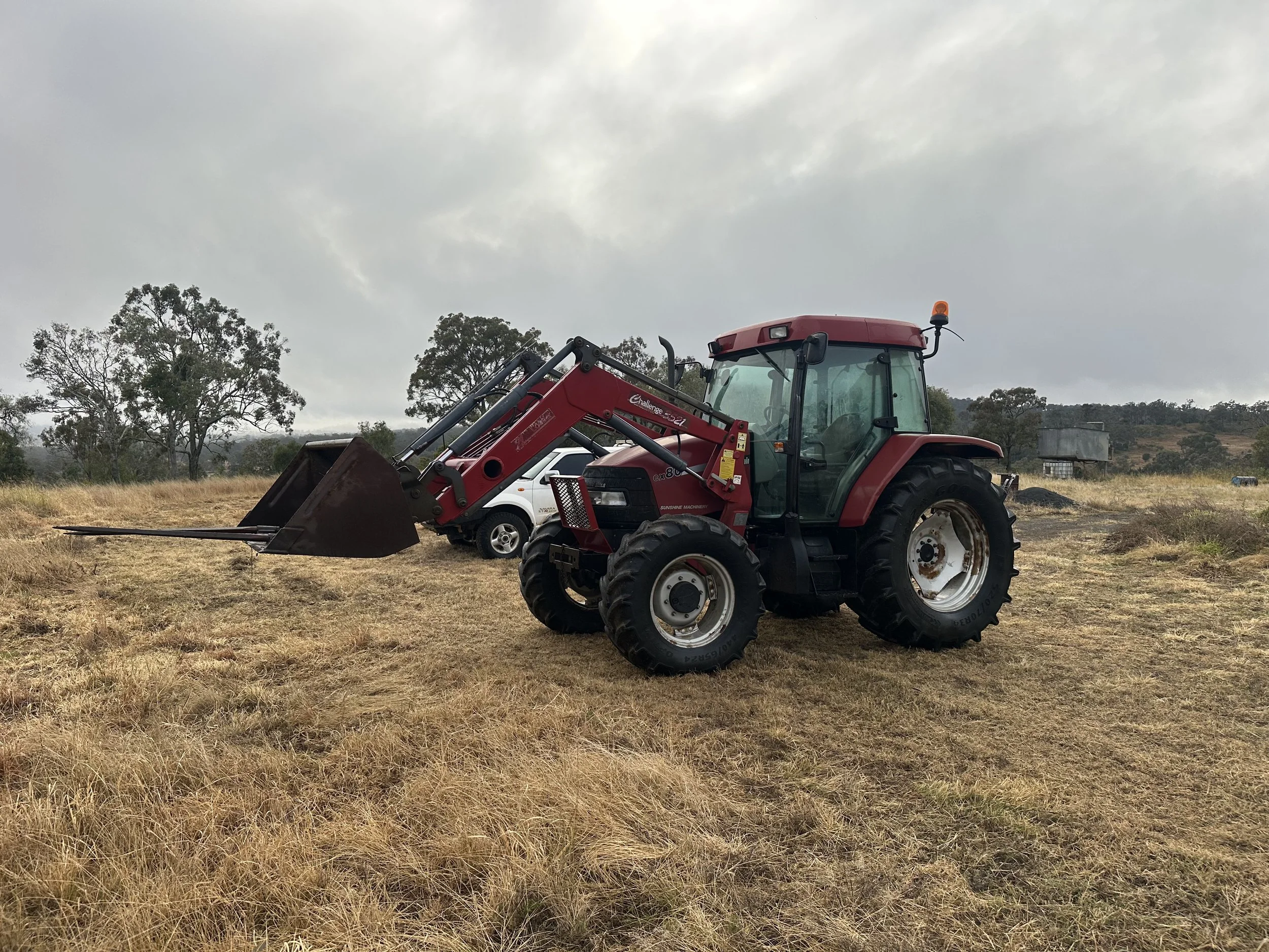 Case CX80 Tractor w/Front End Loader