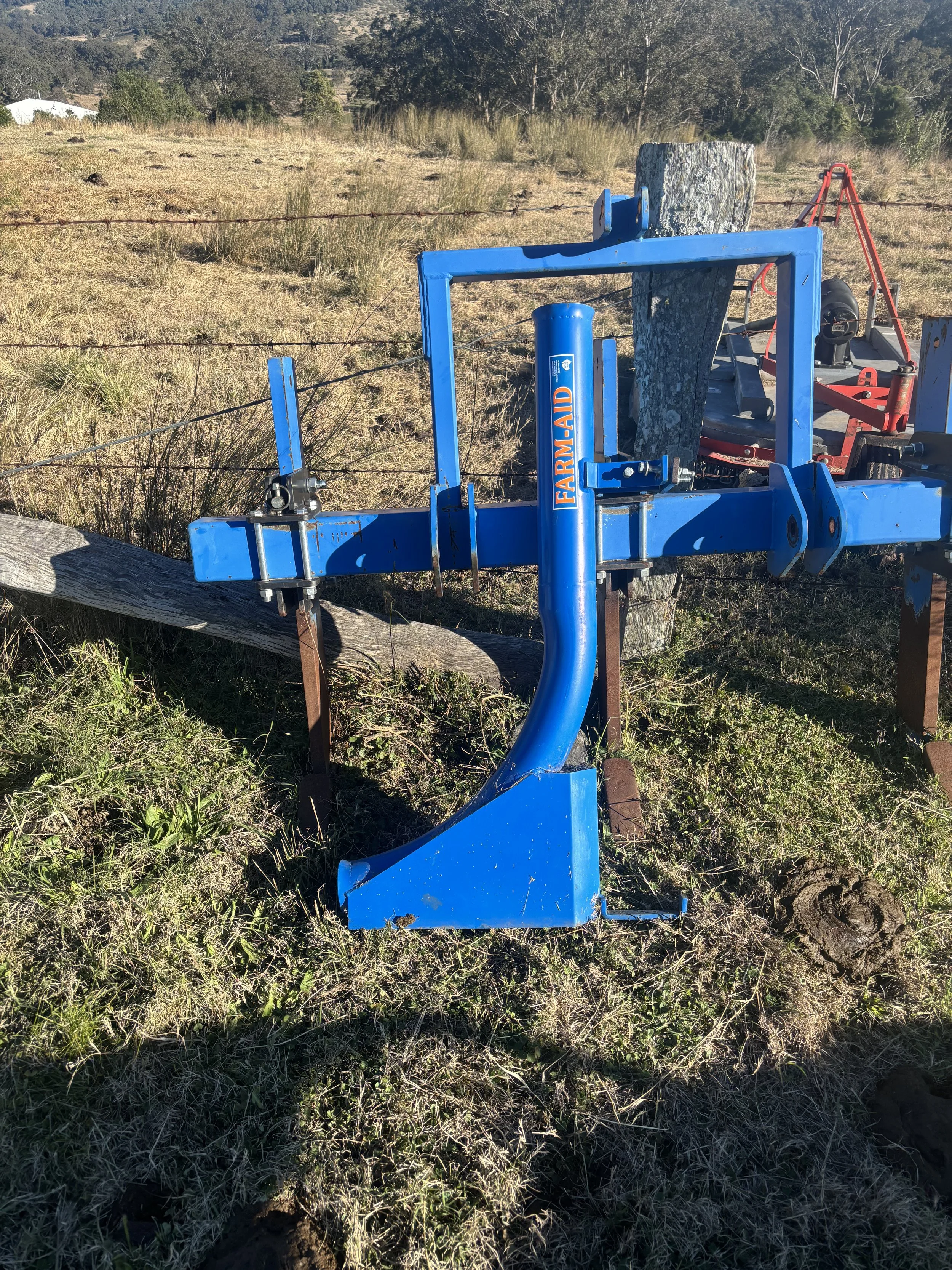 FARM-AID 3 Tyne Ripper with Poly Pipe Layer