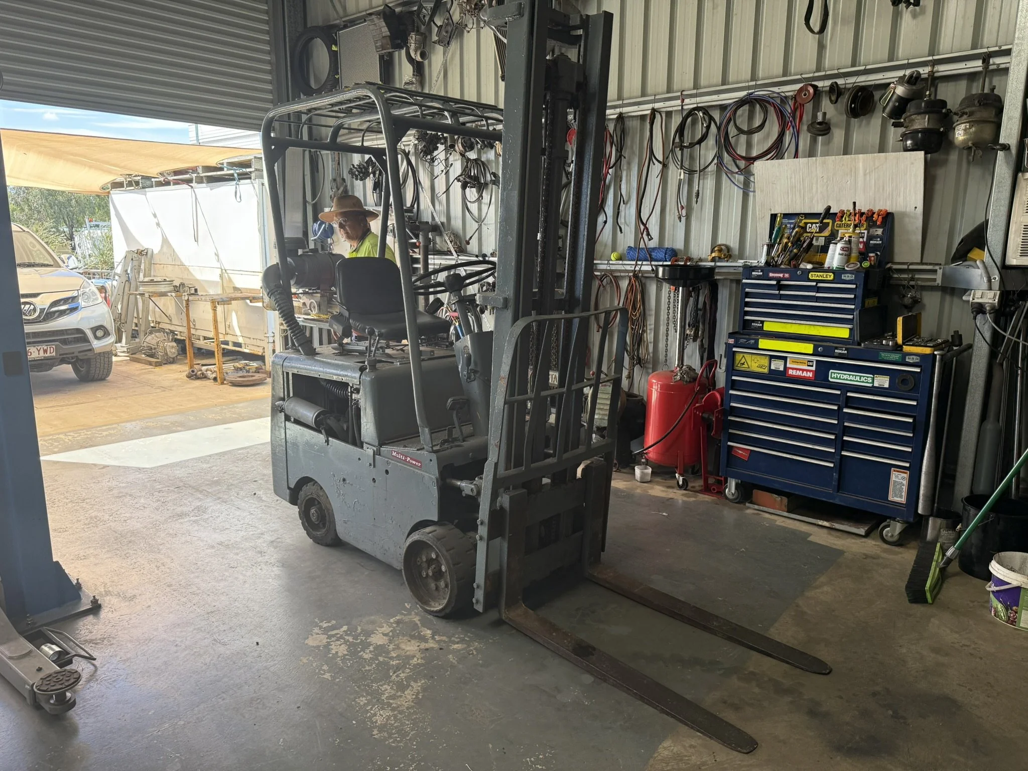 Clark Forklift (Container Forklift)