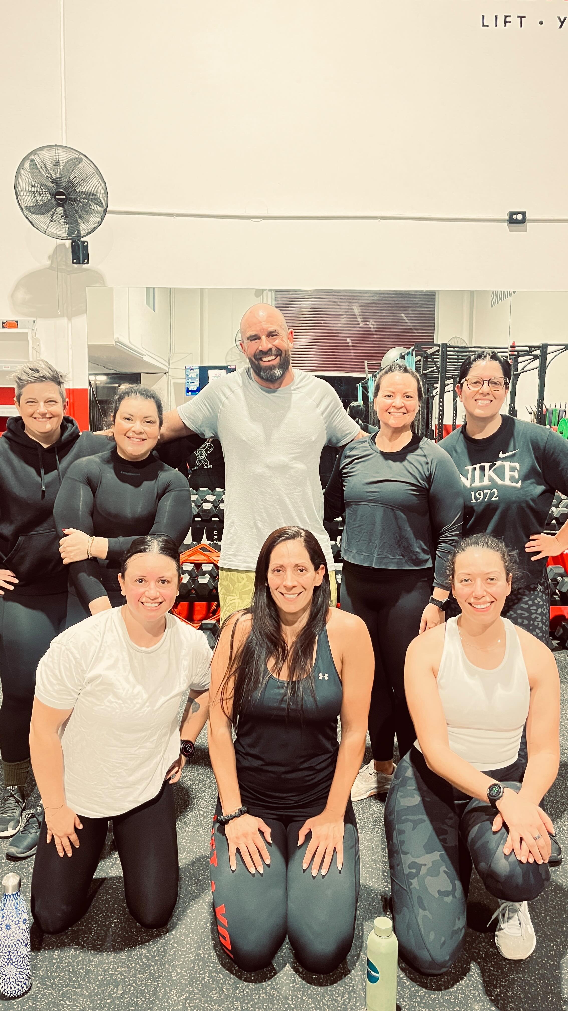Jumping into a class at @b.u_functional_fitness with coach @sar1234a leading the charge and chasing down coach @nads_c_ was an absolute blast π‍βοΈπ₯ Nothing beats the energy, support, and seriously good vibes in such a welcoming and nurturing s