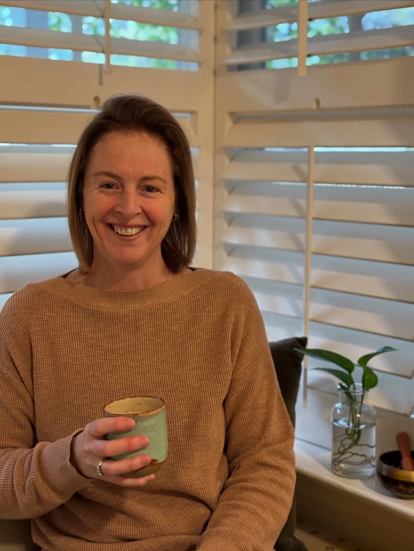 ☕️ After the busy-ness of school drop-off, there&rsquo;s nothing more satisfying than grabbing five minutes of peace and quiet, with a steaming chai latte in hand. It&rsquo;s honestly one of the highlights of my day!

🌿 And from a Traditional Chines