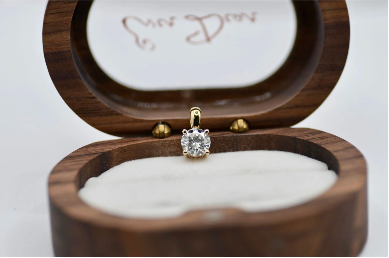 Vu dans The Valley : Le parcours de Reza Farahan pour transformer la mémoire en lumière