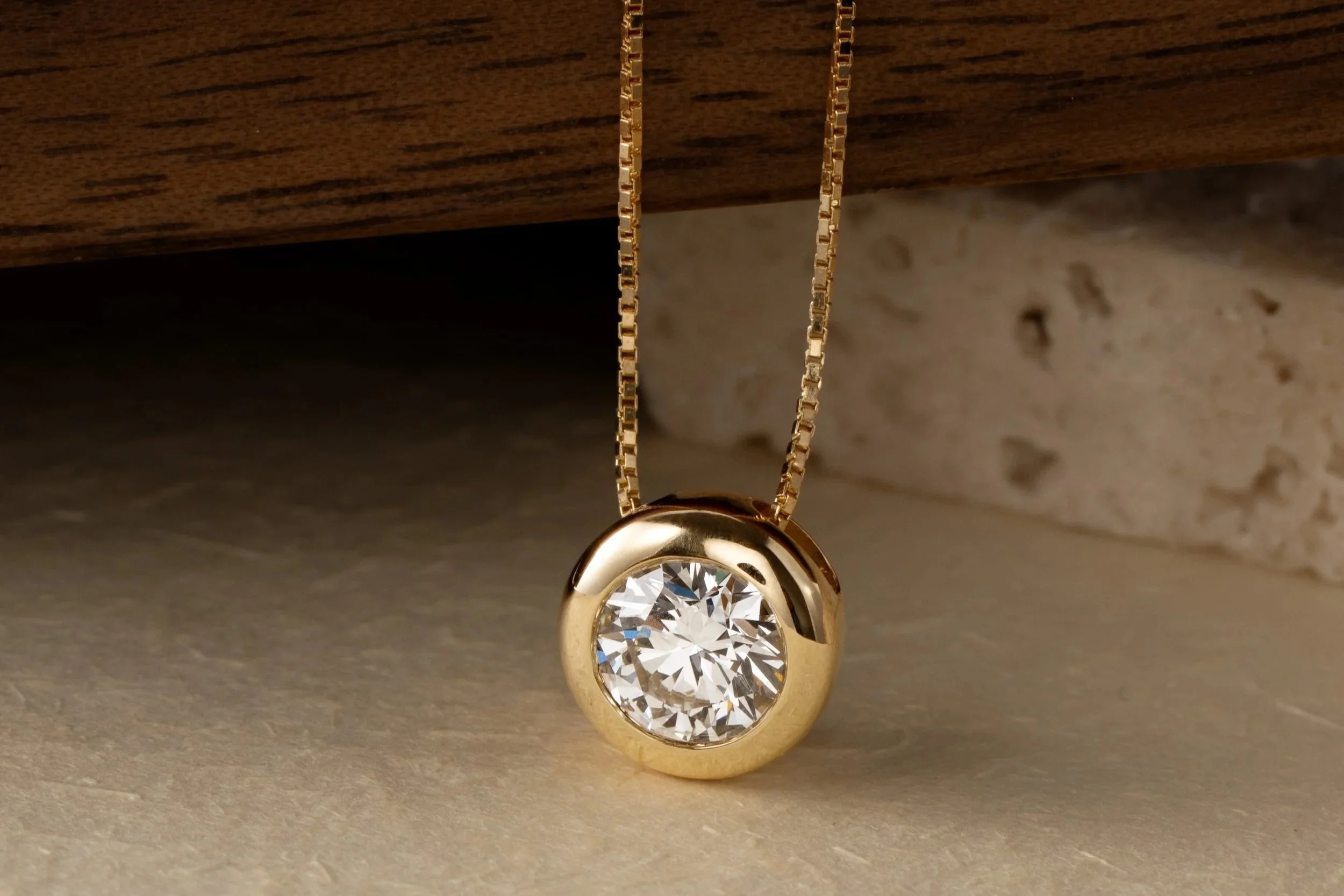 Pendentif EverDear™ en diamant de crémation à sertissage clos