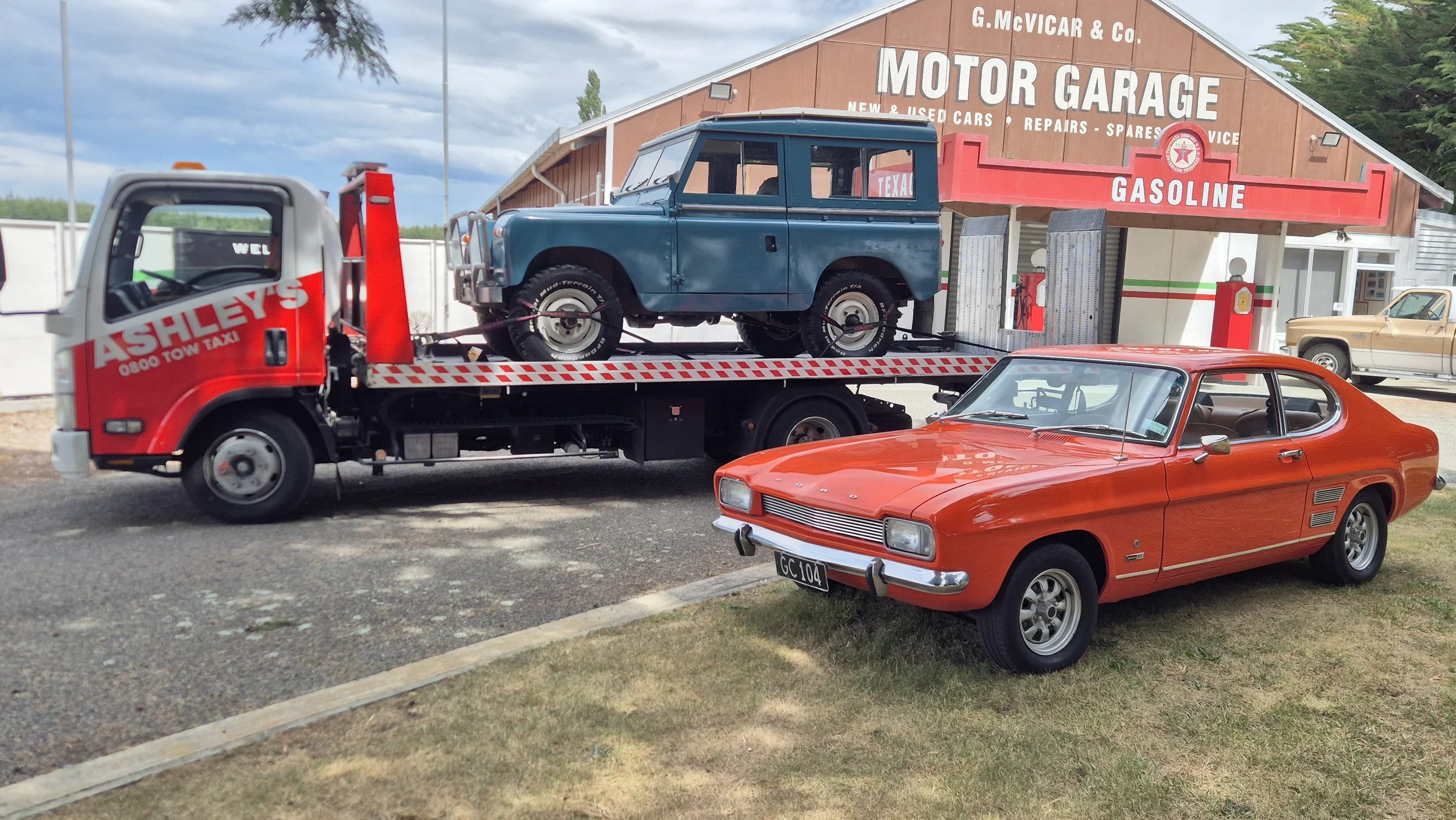 tow truck with classic car at Leithfield