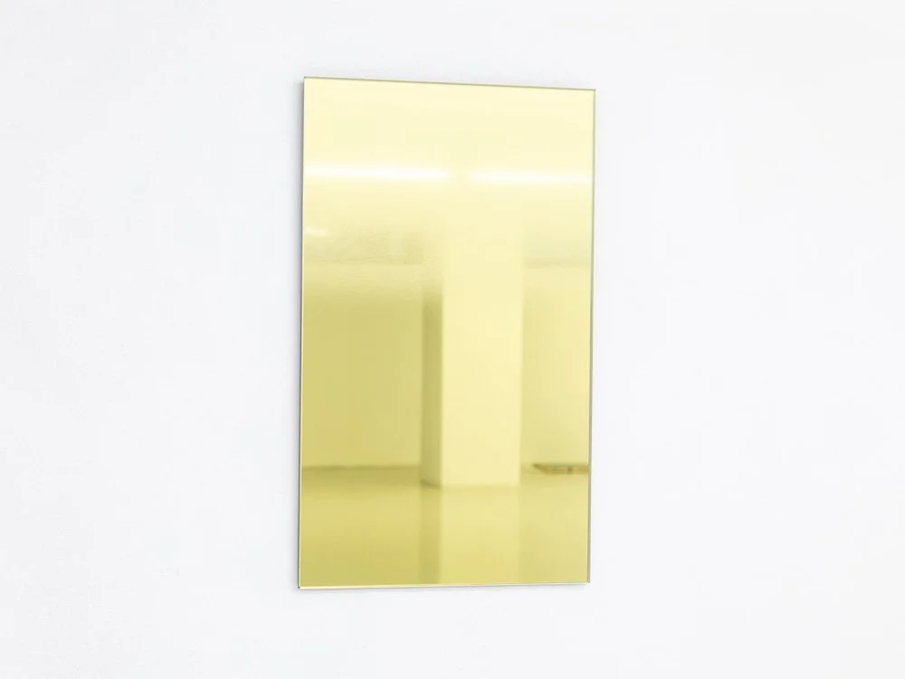 CloudVI-50x30cm-2021-Gold-coloured-mirror-reflection.jpeg