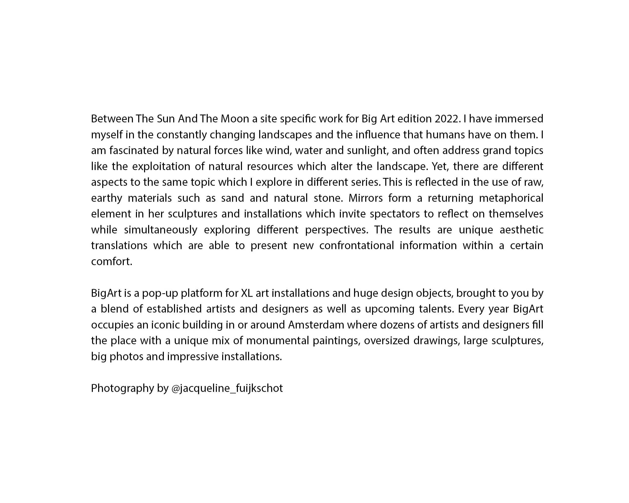 Between the sun and the moon Big Art 2022 het hem