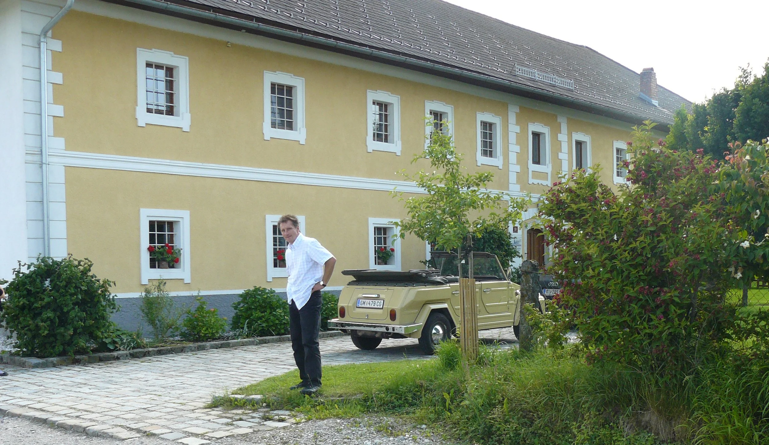 _TRUSCHNER -Aussen 2 e ARCH.jpg