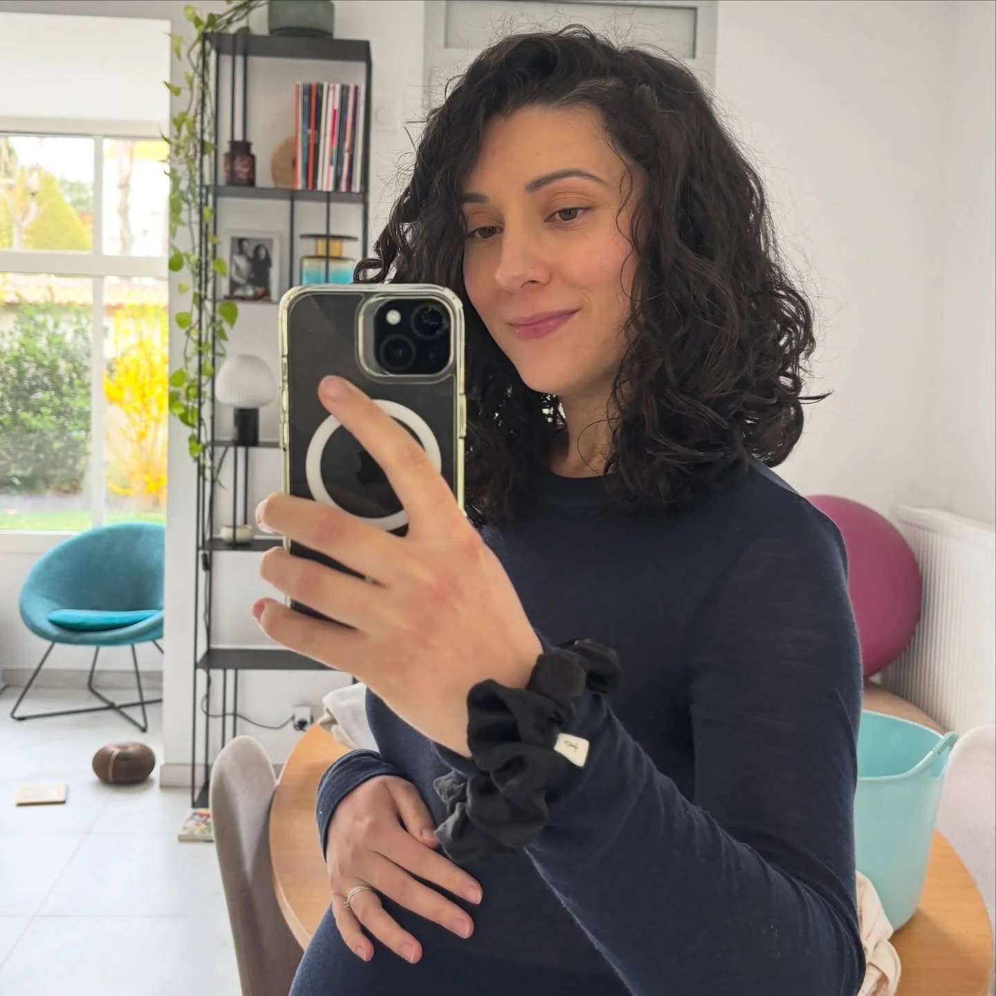 Mars 26
Entre fatigue et gros impr&eacute;vus. J&rsquo;esp&egrave;re que le mois d&rsquo;avril sera plus doux (il y a des chances). 
J&rsquo;aurais quand m&ecirc;me r&eacute;ussi &agrave; prendre quelques moments pour moi et surtout &agrave; l&acirc;