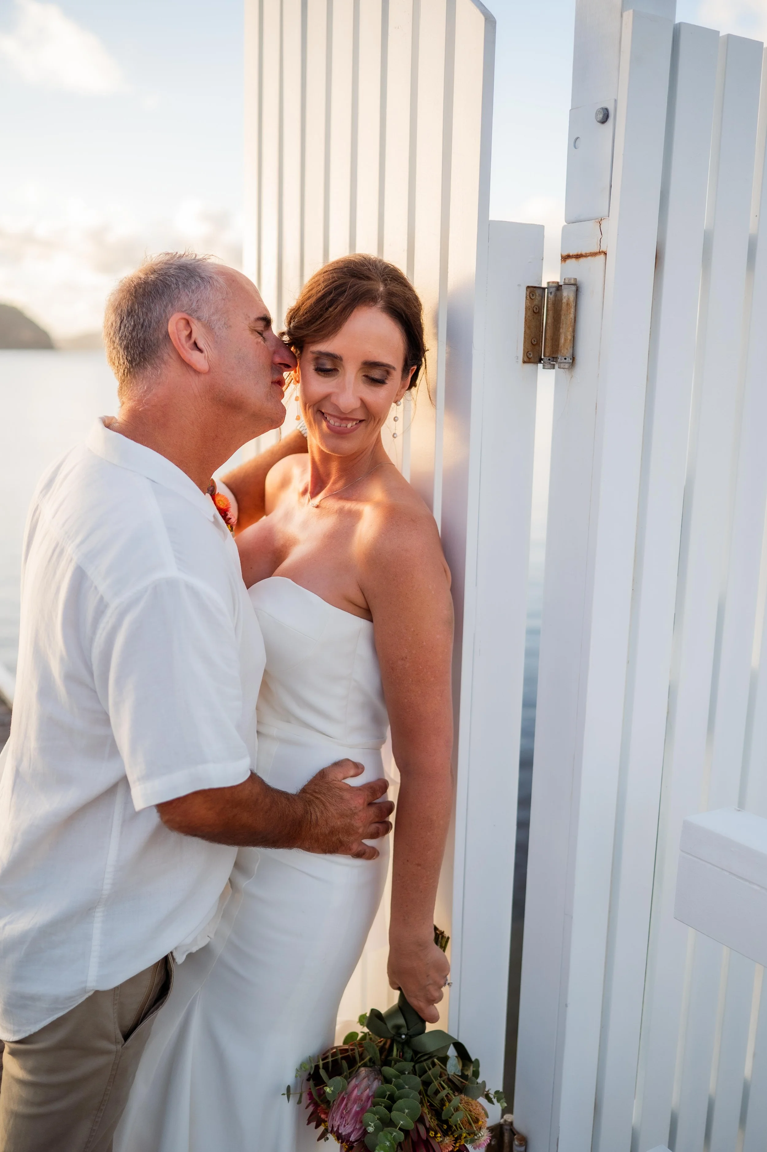 Lindsay & Brett. Sneak Peak-5.jpg