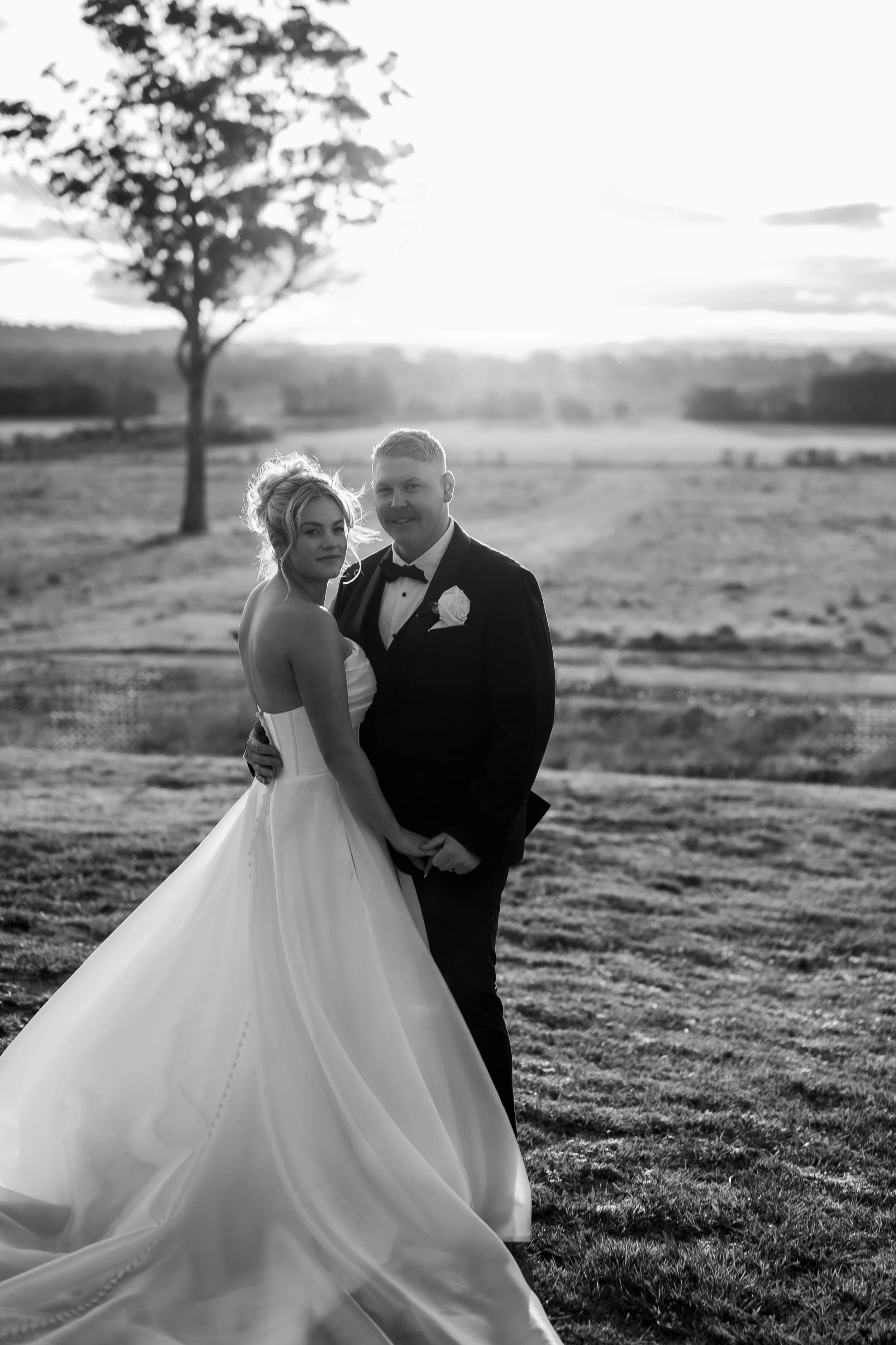 Hayley & Matt Sneak-6.jpg