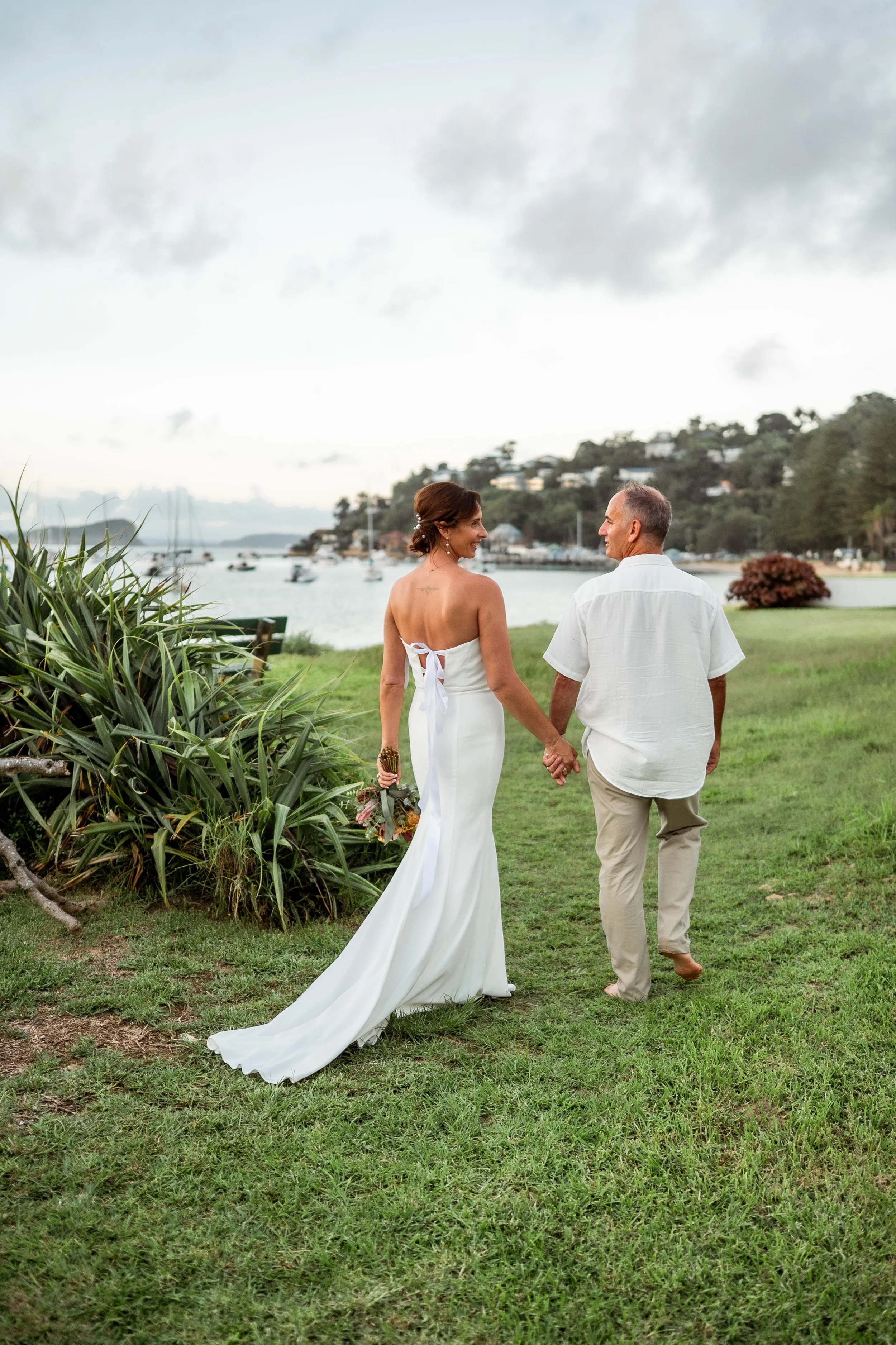Lindsay & Brett. Sneak Peak-65.jpg