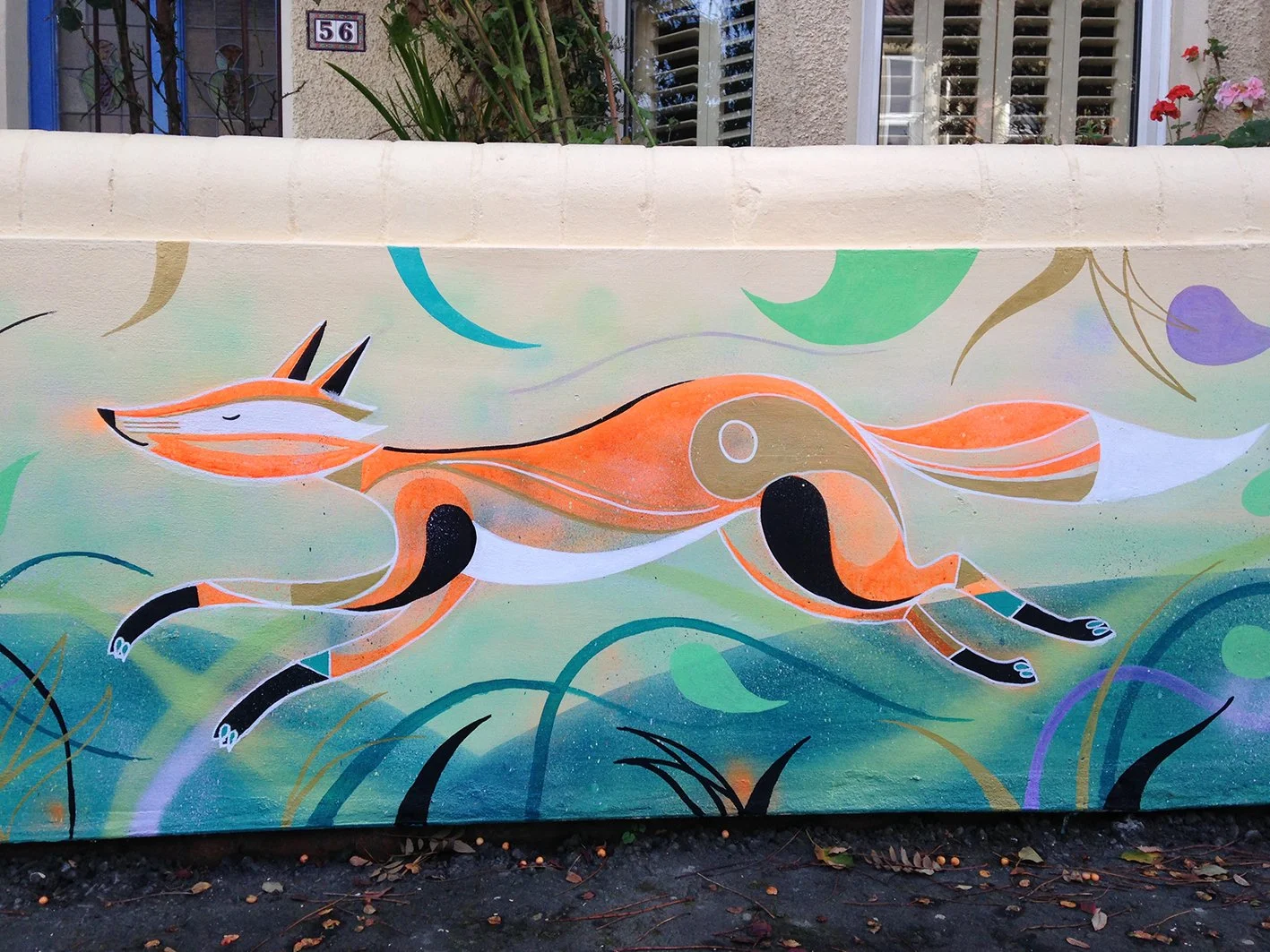 bex_glover_fox_and_hare_garden_wall_mural_bristol_04.jpg