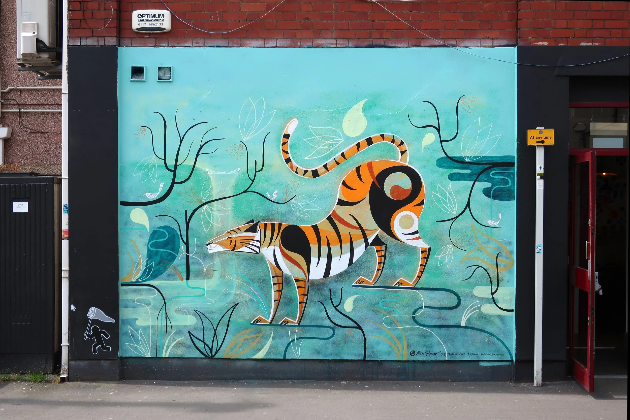 Bex_Glover_Souk_Kitchen_Wall_Tiger_01_Upfest_2019©Bex_Glover_2021.jpg
