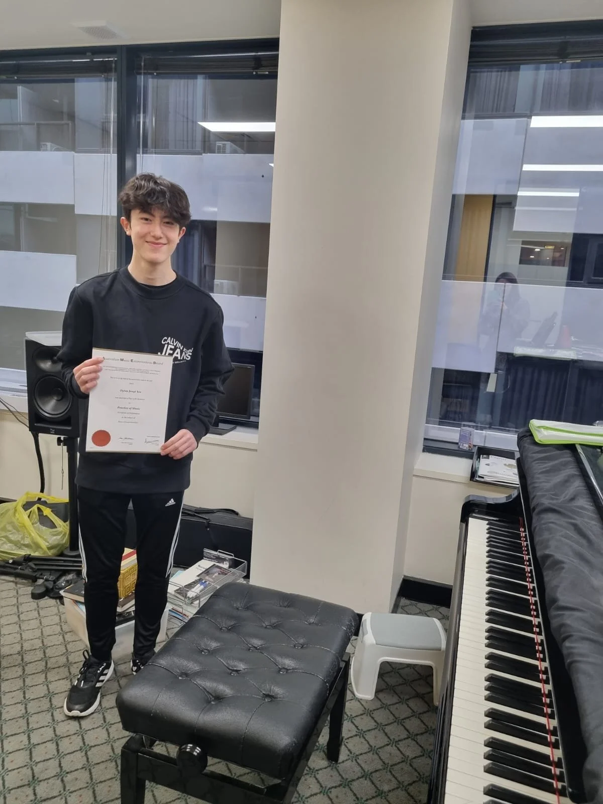 WhatsApp Image 2025-12-08 at 11.43.48_085864c9.jpg