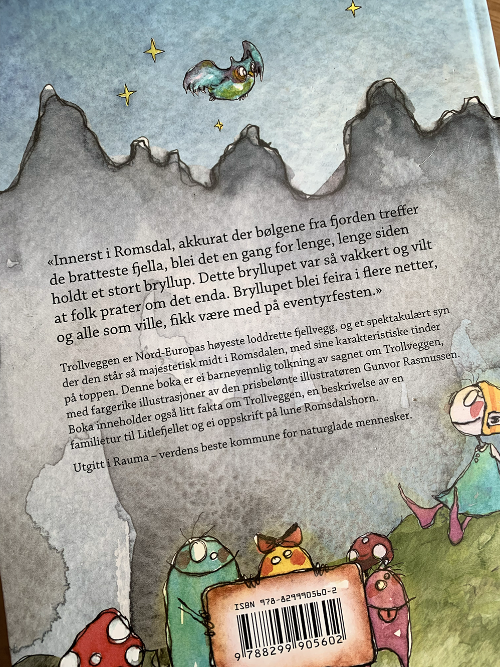 sagnet om trollveggen bakside.png