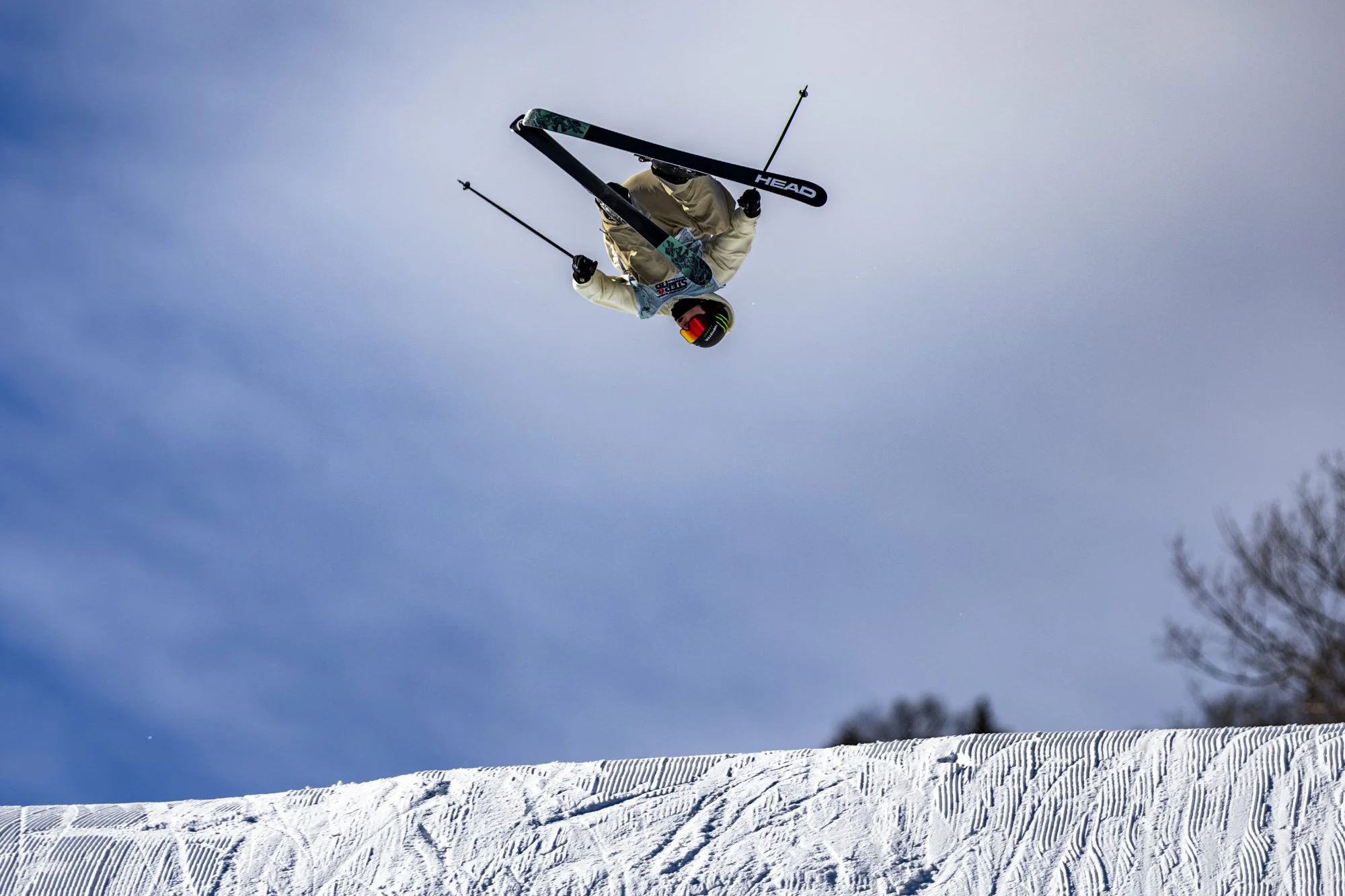 Athlète de ski acrobatique de la Coupe du monde de ski acrobatique freestyle 2025 à Stoneham, Québec