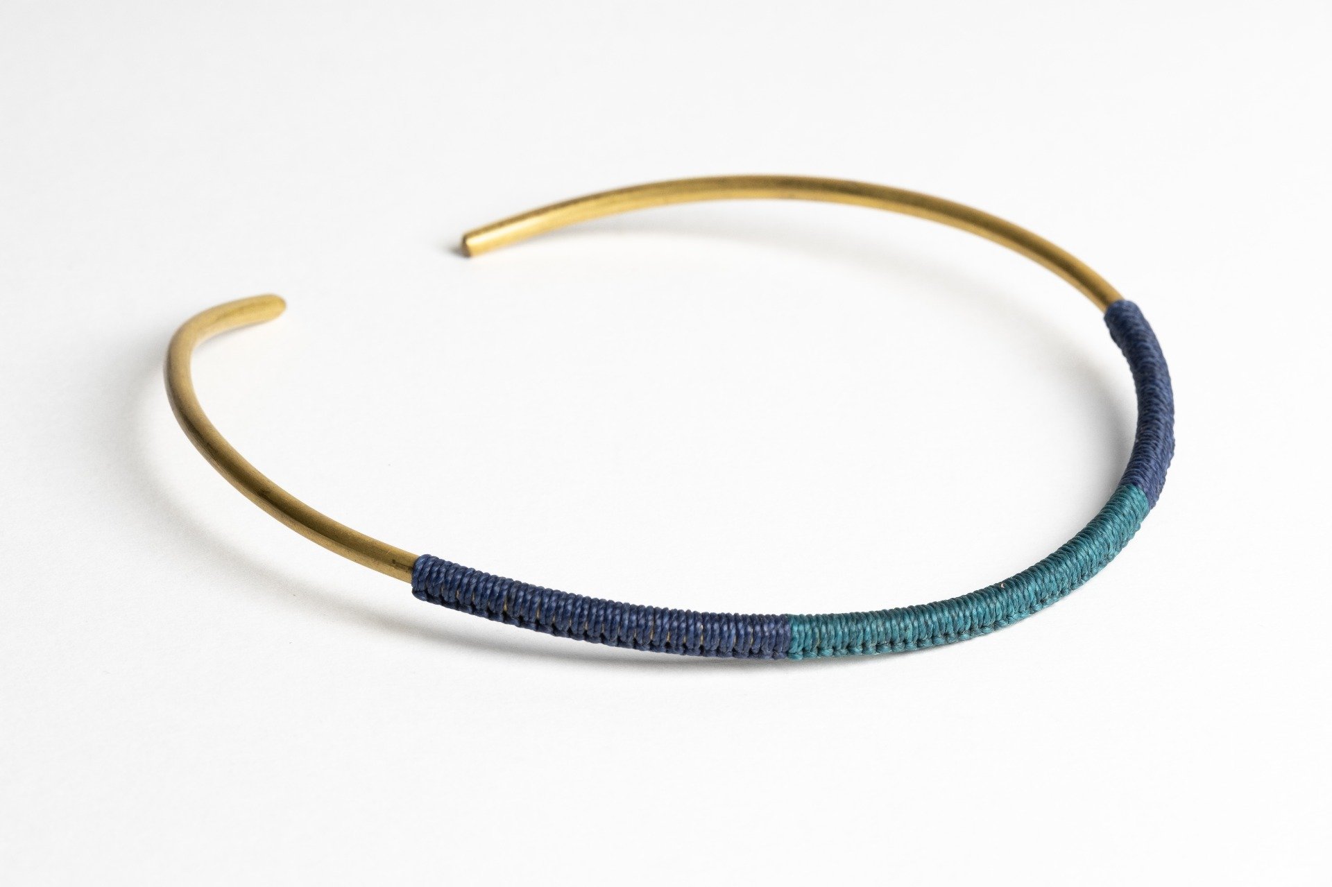 brass macrame choker, alegretto
