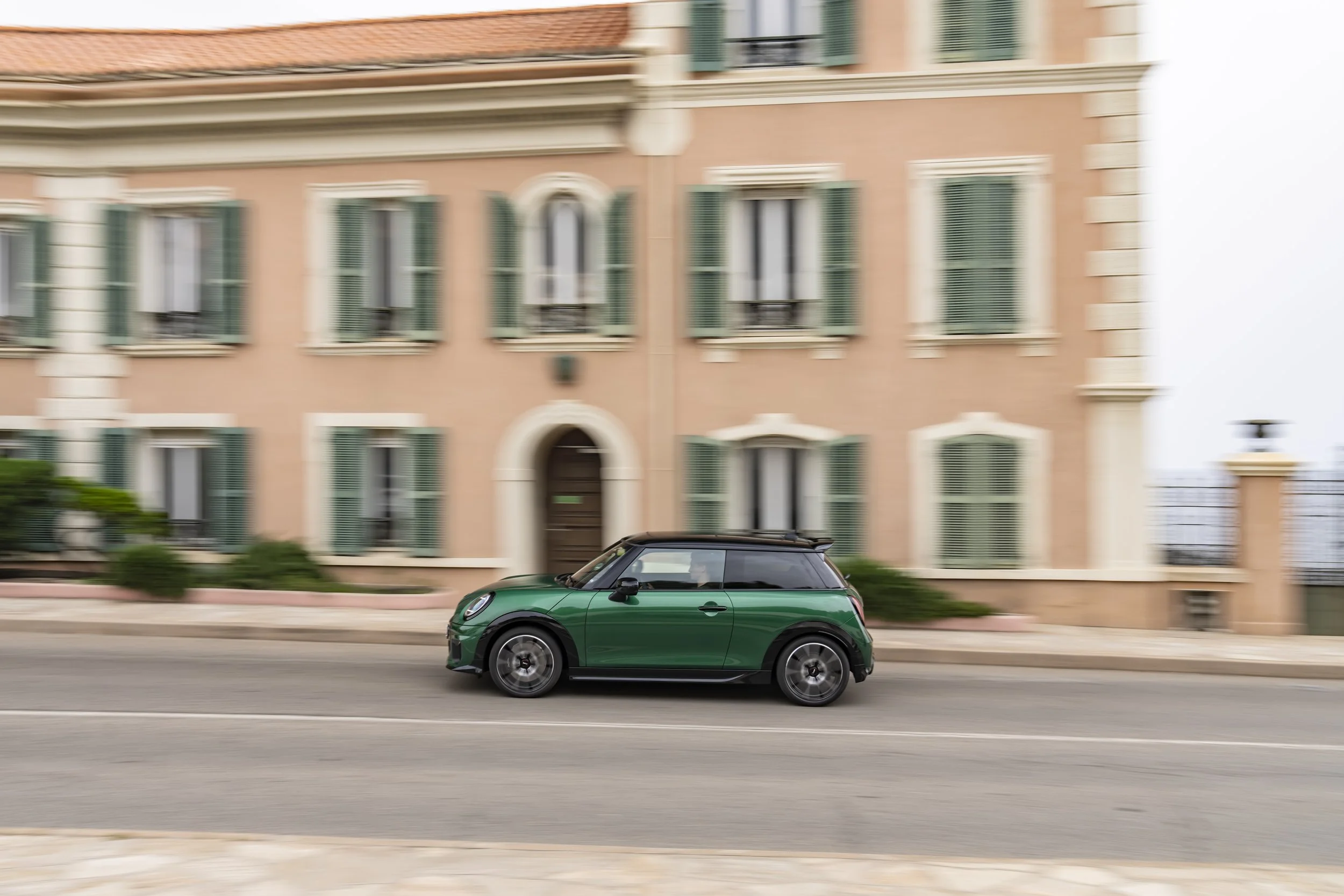 FRASSPOT-DOT-COM-MINI-COOPER-S-JWC-02.jpg