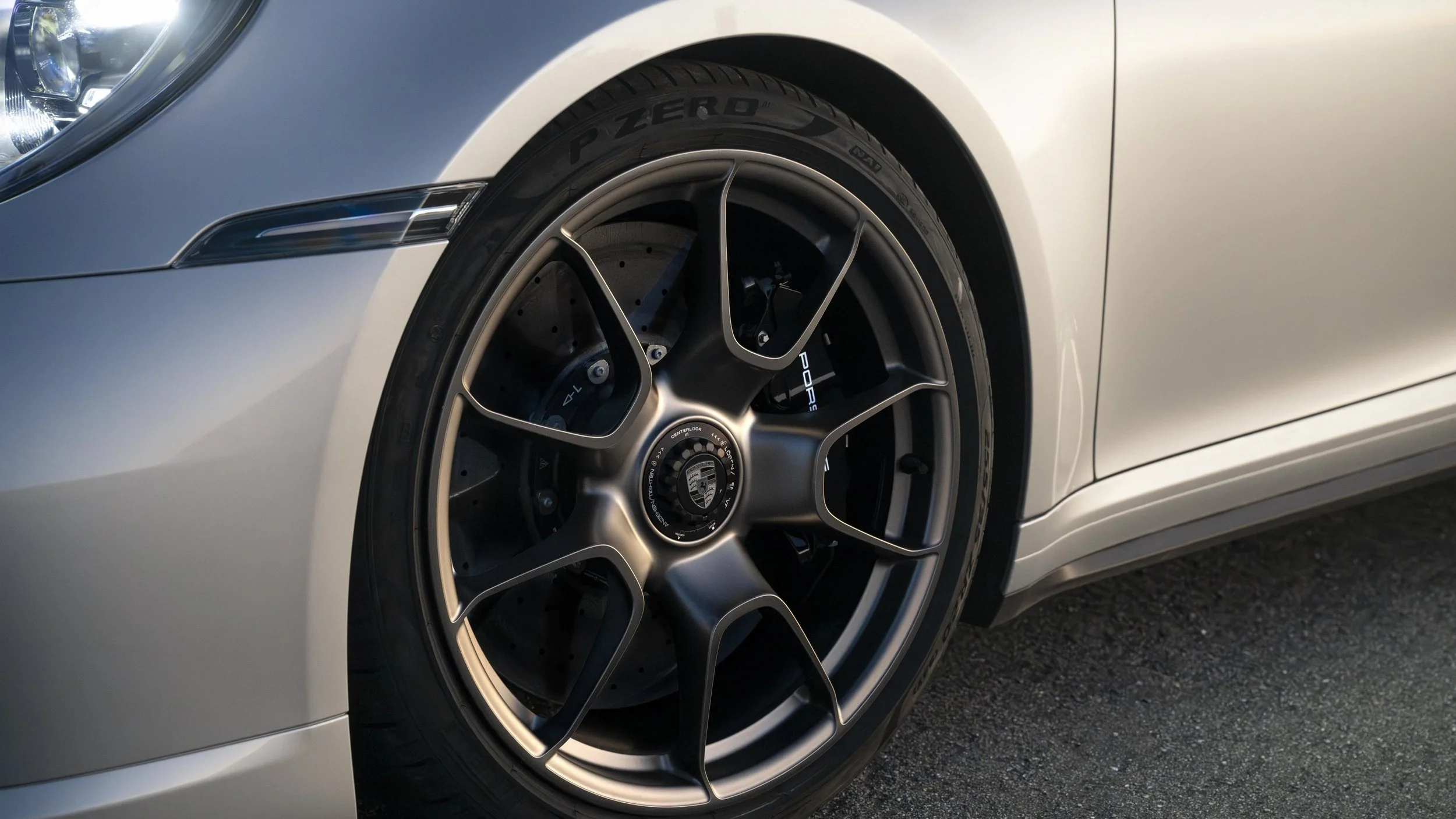 911 Turbo 50 Years Anniversary Model 11.jpg