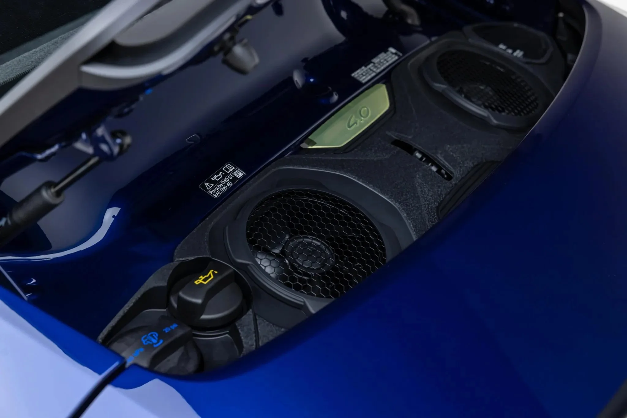 BAT - 2026 PORSCHE 911 GT3 TOURING 07.jpg