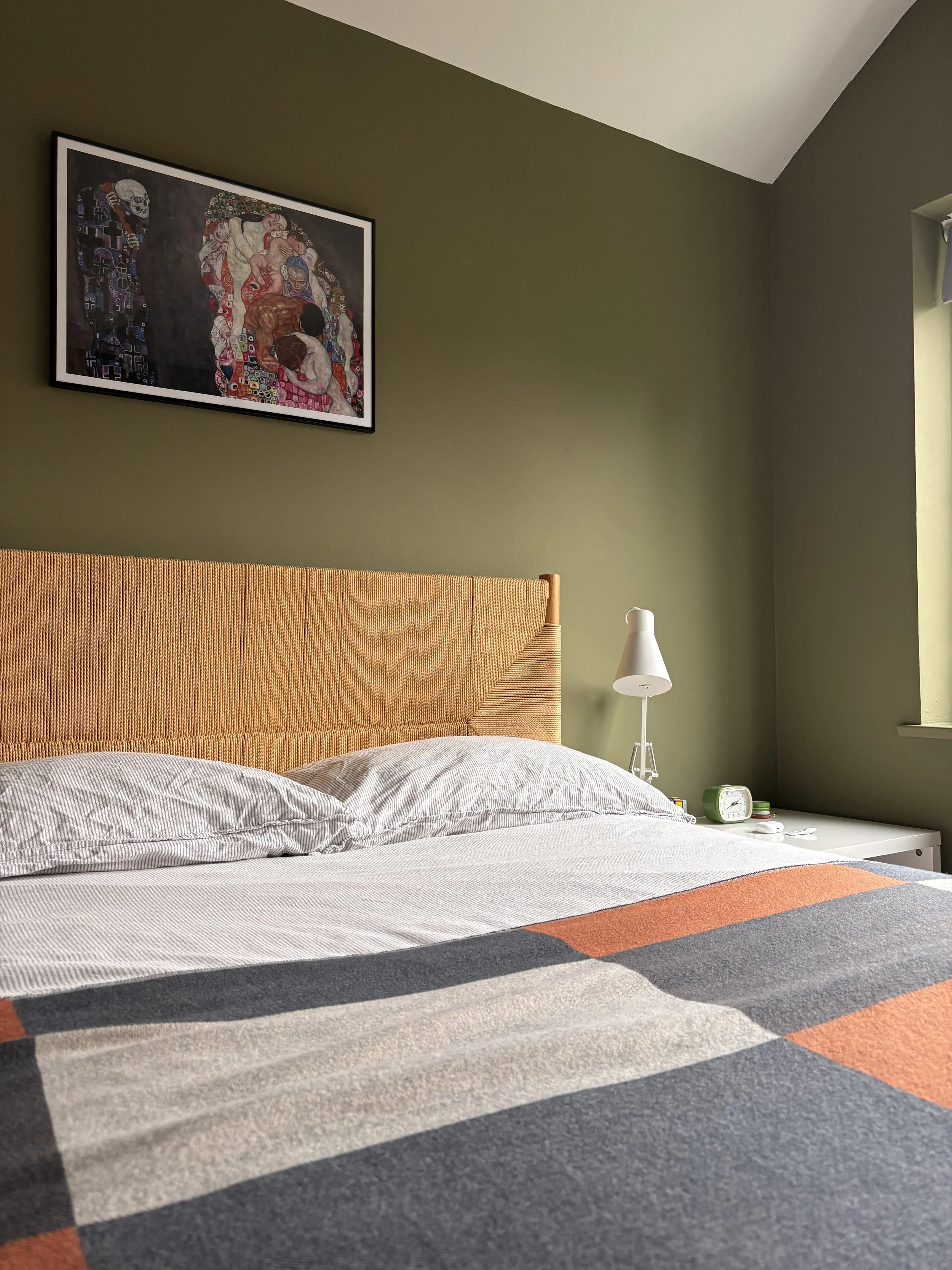 Mi-century style teen boy bedroom - olive green with orange accents+