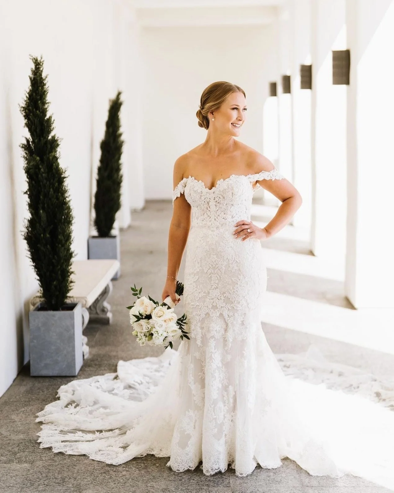 A thing about classy, elevated bridal hair and makeup&hellip;

You&rsquo;ll be able to look back at your photos years from now and still feel like it reflects you 🤍

No heavy trends.
No &ldquo;what was I thinking&rdquo; moments.
Just a polished, tim