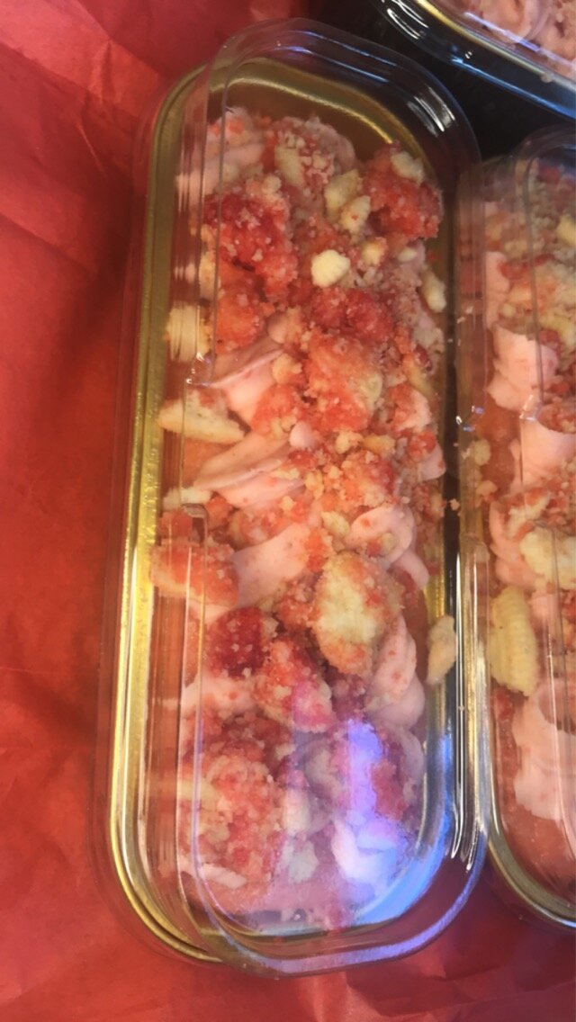  Mini Loaf Pans With Lids . if yall have more questions lmk 💗 , strawberry crunch cake