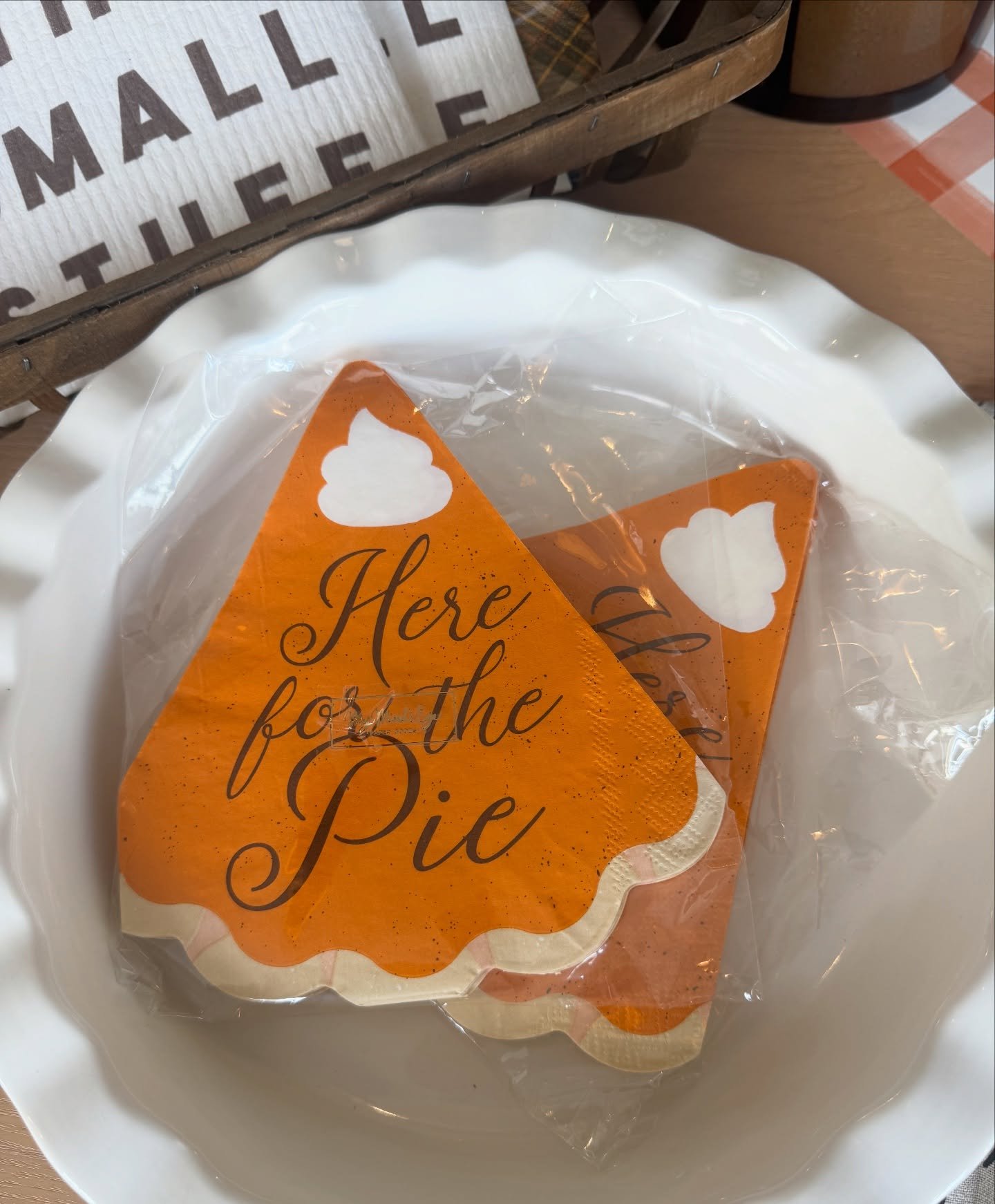 Stop by Hare &amp; Holly for last minute Thanksgiving essentials! 🍂🦃🥧