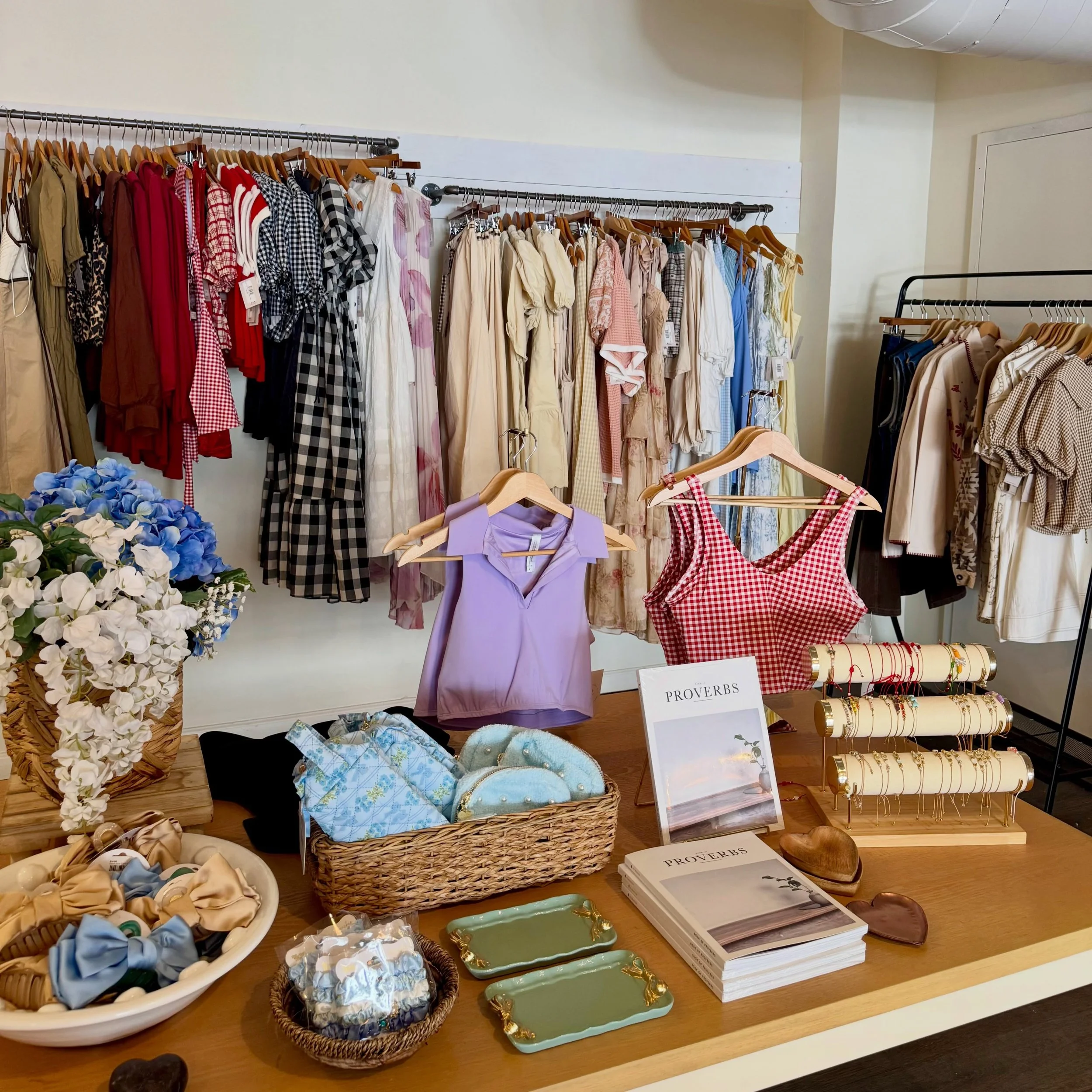 Don&rsquo;t forget to shop @mashalandco inside Hare &amp; Holly! 👗💕

#boutique #giftshop #summervibes #downtownbrownsvilletx #btxrgv