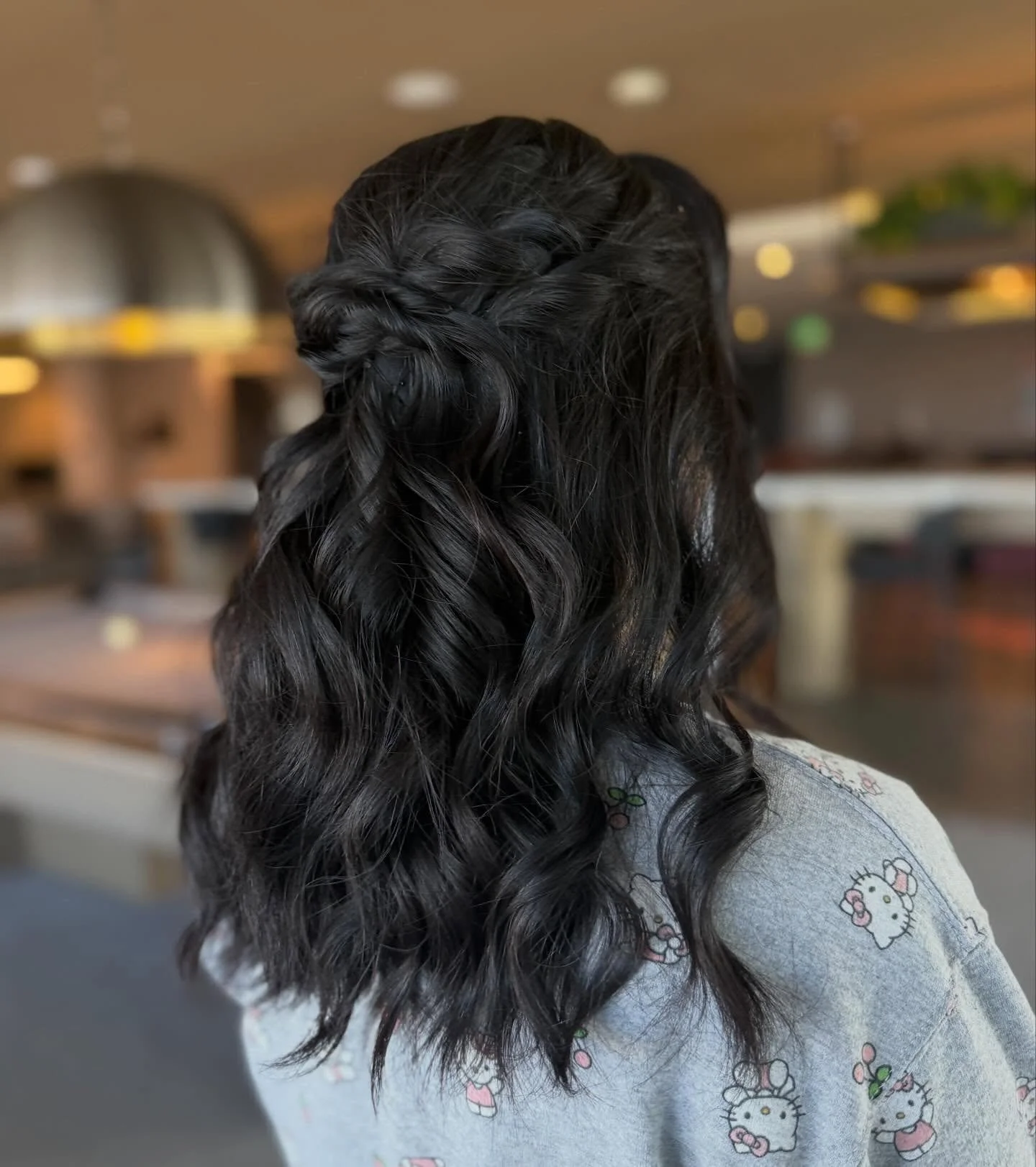 another one from yesterday 💫 I still have some weekend openings for 2026!! Now booking for 2027 brides 💗 link in bio for availability and inquiry form!
.
.
#denverbridalhair #denverweddinghairstylist #coloradoweddingvendor #coloradobridalstylist #c
