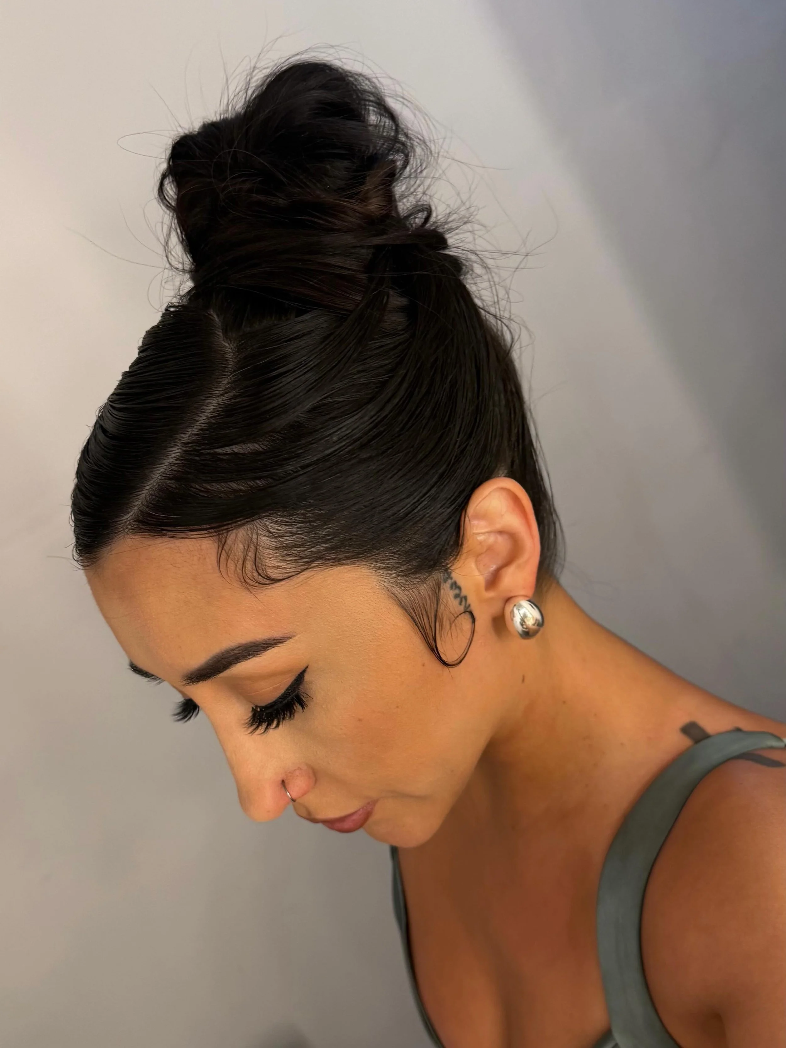 Final product -> before make up -> before &amp; inspo pics! 
I love how this look came together. 🤟
.
. 
#hairstyling #denverspecialoccasionhair #bridalhairstyling