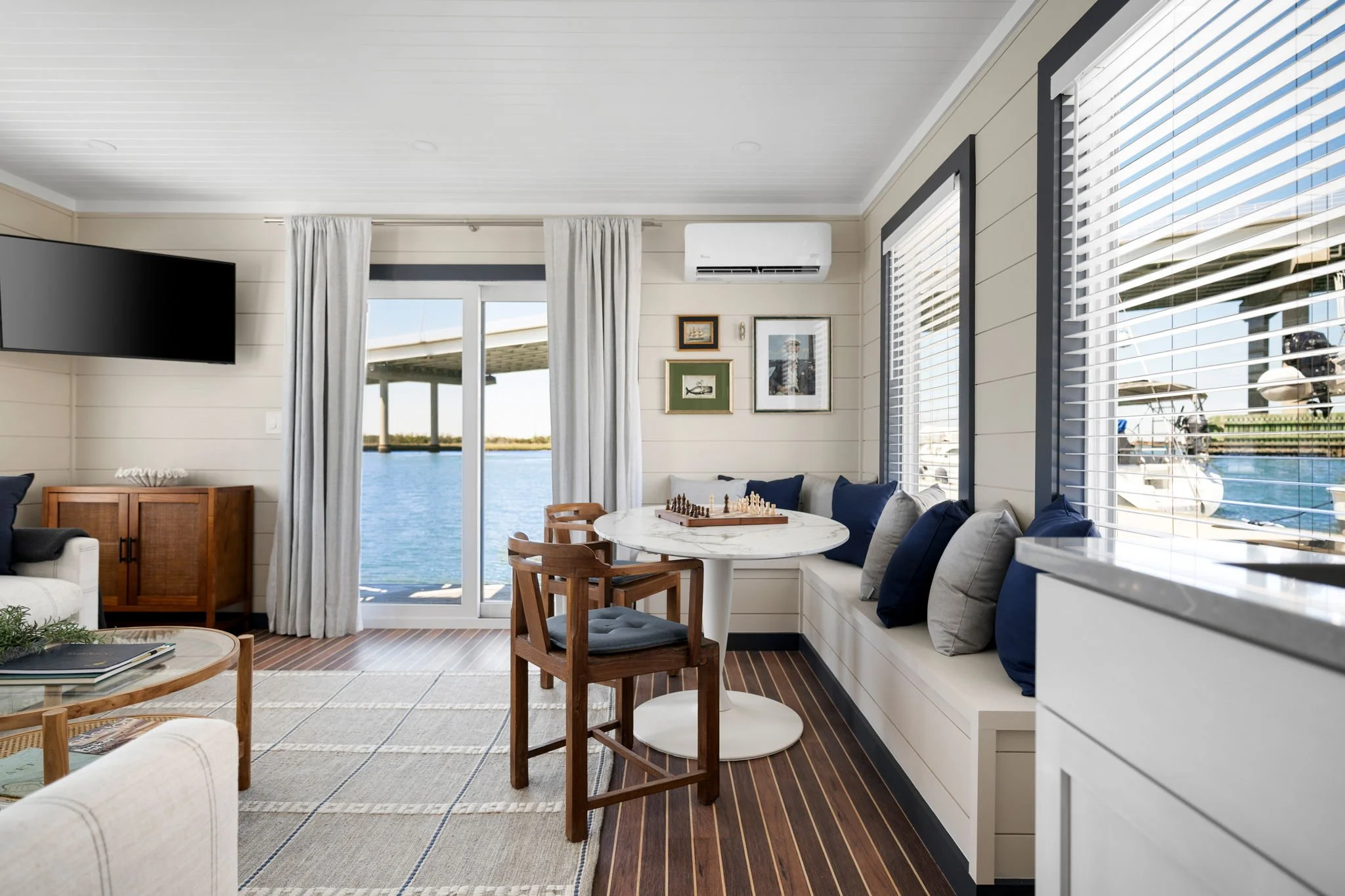 44-web-or-mls-007-49ImmigrationSt-TwoBedroom-Charleston-SC-29403-StayDuvet-Edit-Done.jpg
