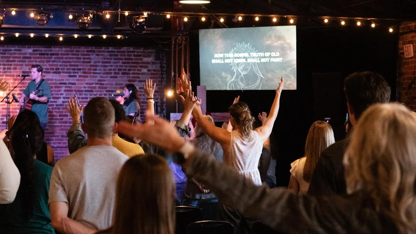 Sunday photo dump!! Powerful time of worship and communion. Pastor Scott&rsquo;s is teaching a new series on spiritual warfare. Sermon link in bio. 

#series #music #worship #church