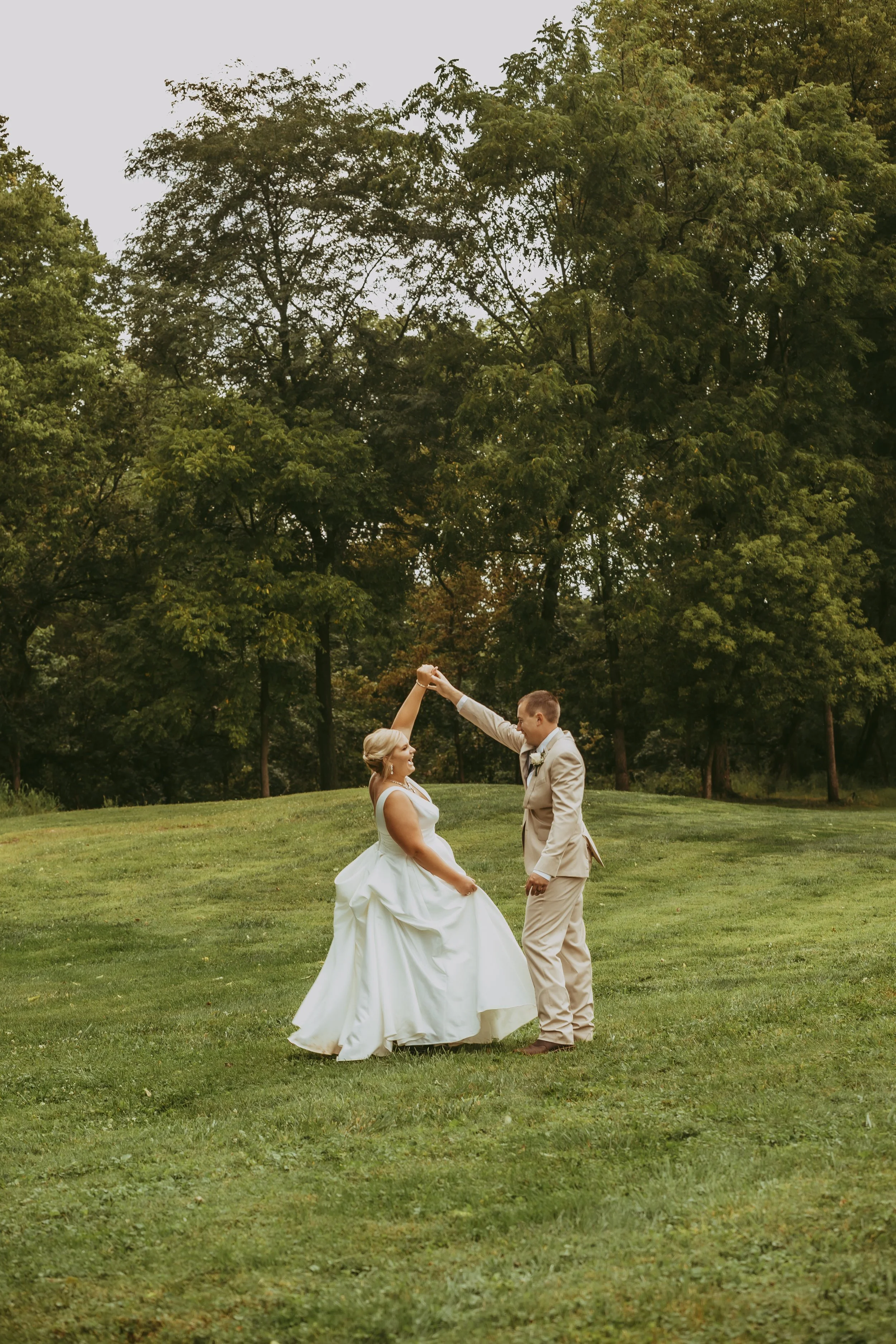 cliffside acres wedding venue sheldon james photography.JPG
