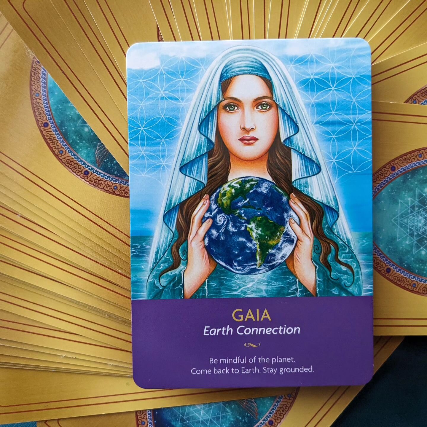 On the subject of Card Reading...

Here's a reading for you today. 🧡🤗

See how Gaia holds the earth in her hands. Are you holding on to what enables you to remain grounded? Are you tapping into the infinite motherly source that offers unconditional