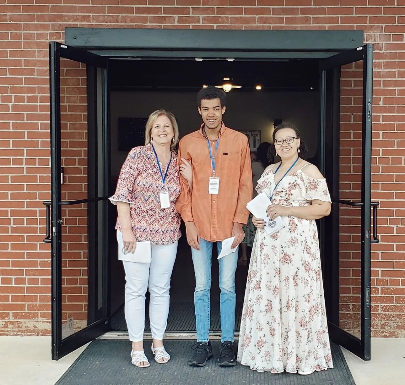 Our Connect team LOVES to meet new people!! Join us tomorrow morning for worship!! Come as you are and worship our Creator with us at 10:30!!