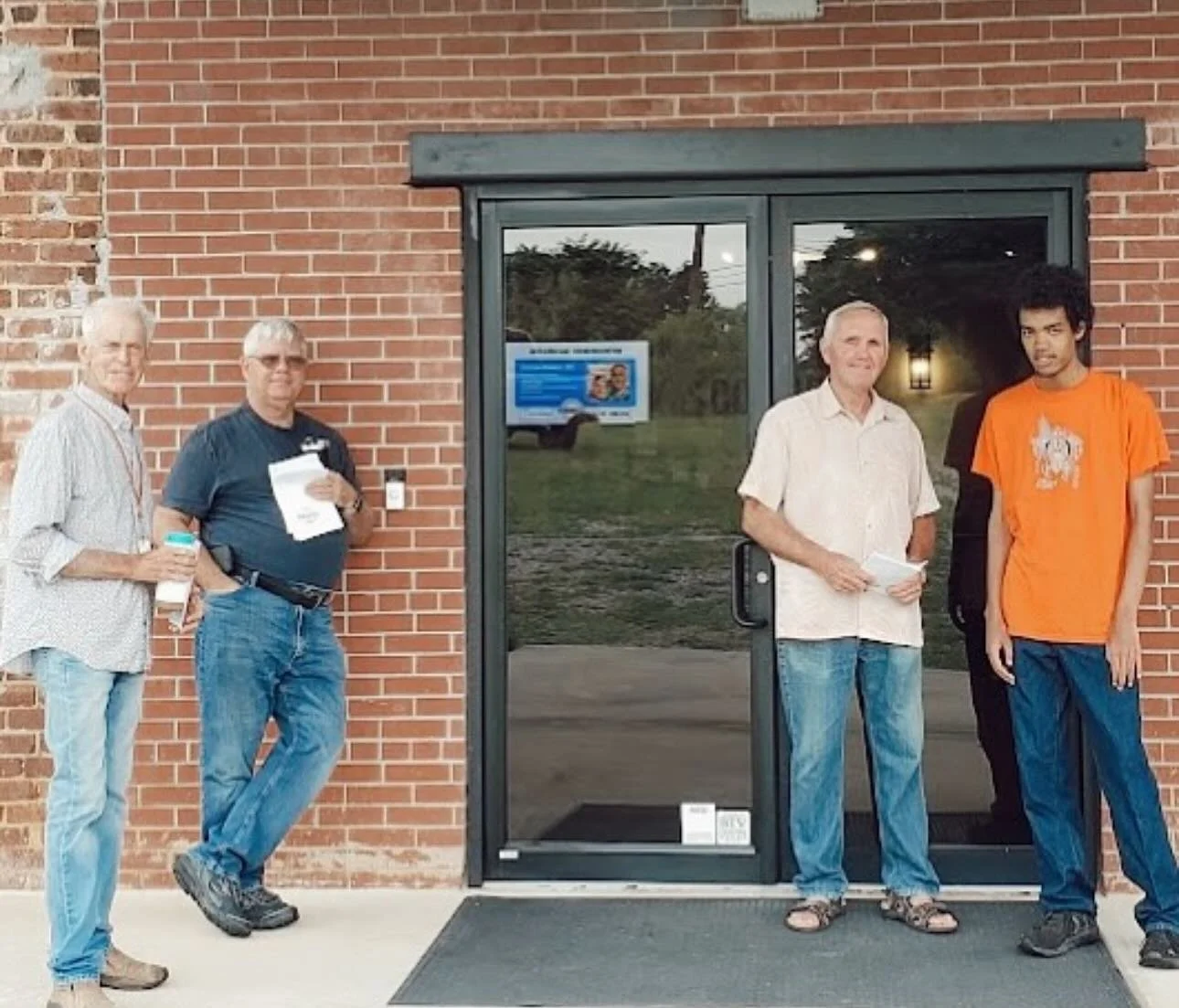 Good morning New City!! Join us this morning as we worship our good, good Father!! Worship starts at 10:30! Our Connect Team is ready to greet you!