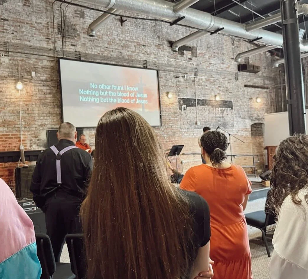 Join us this morning to worship our King! Coffee will be hot and ready at 10 and worship through song will start at 10:30! Our Connect Team is ready to greet you!