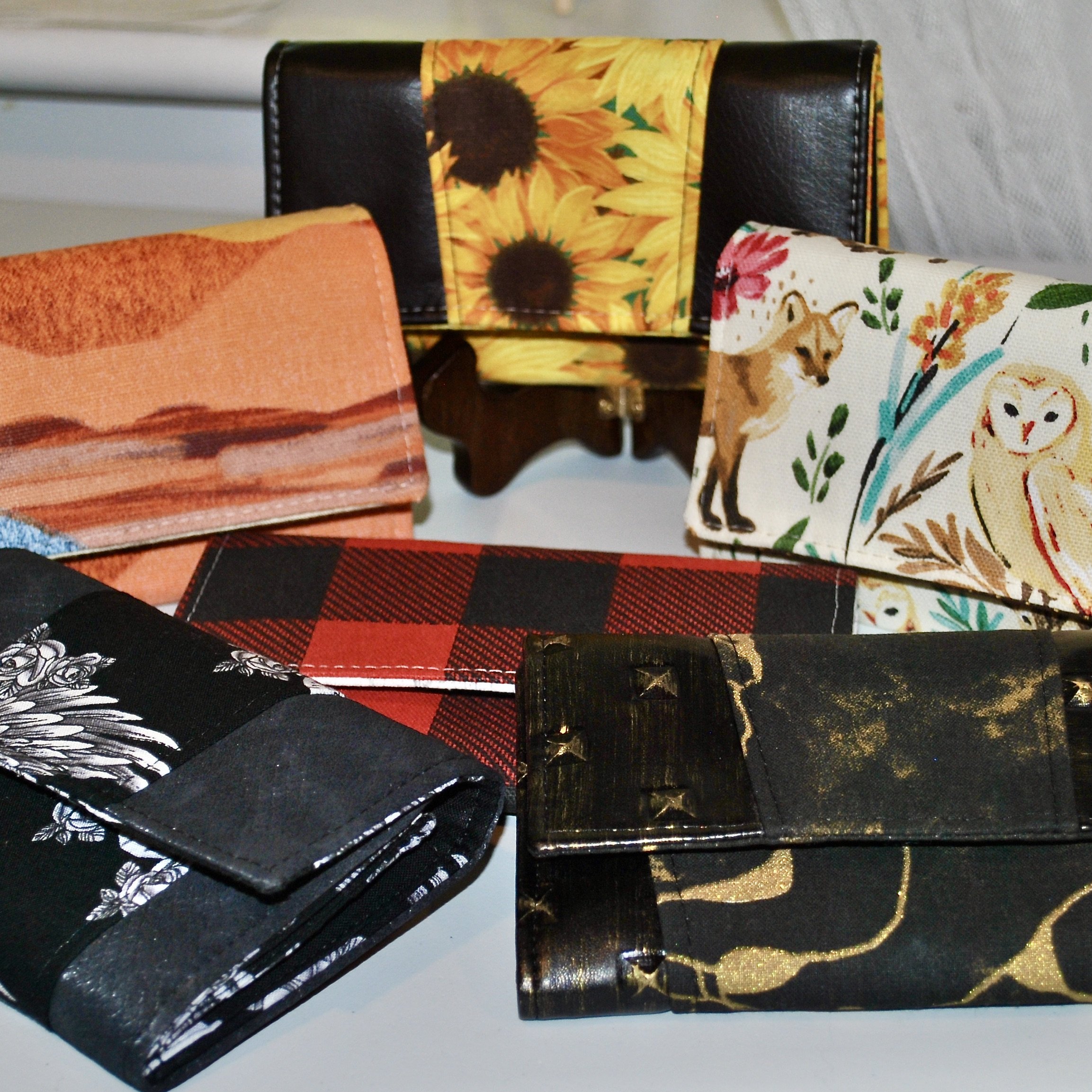 Compact Accordion Wallet