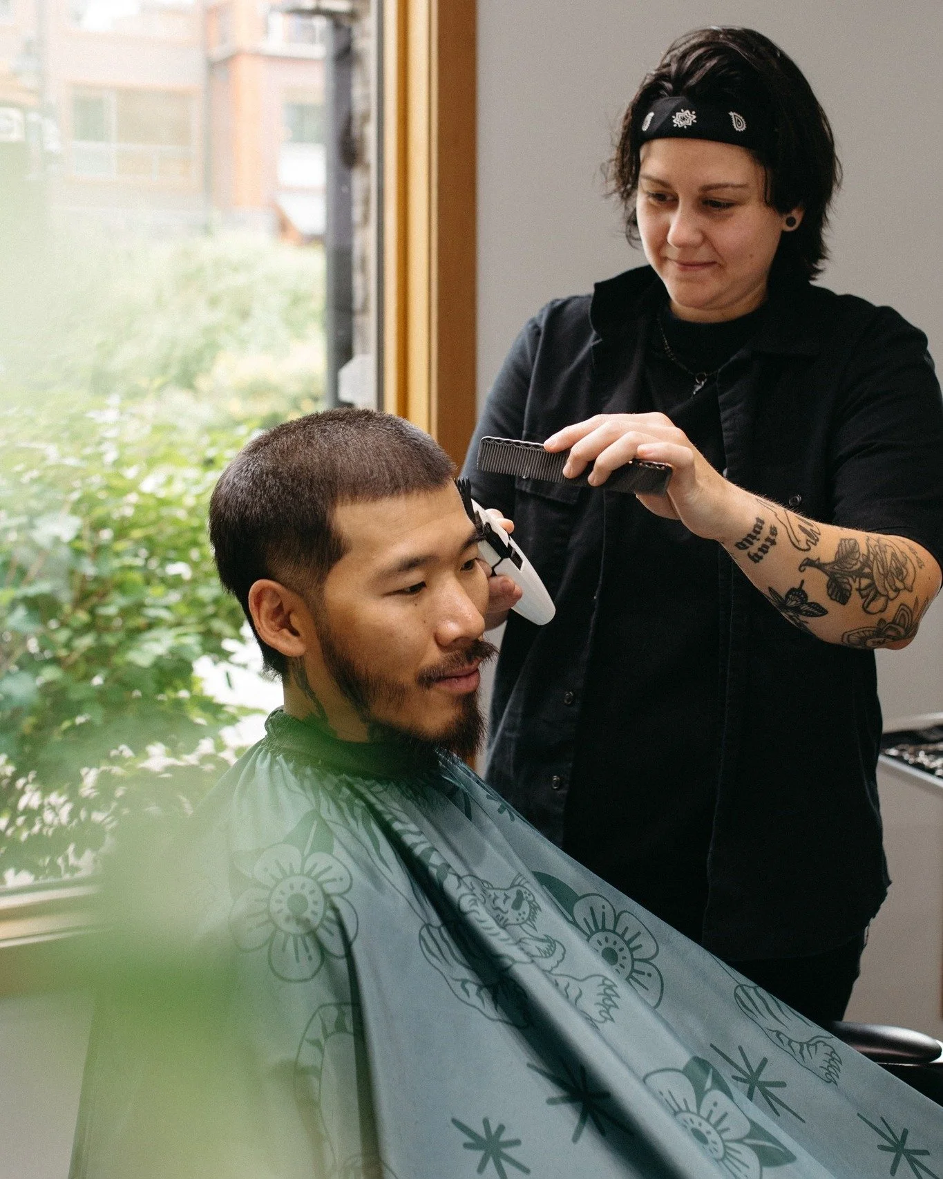 Some fun content for the best barber on the block, @serbourbonbarber, at @hillaryandcosalon ✂