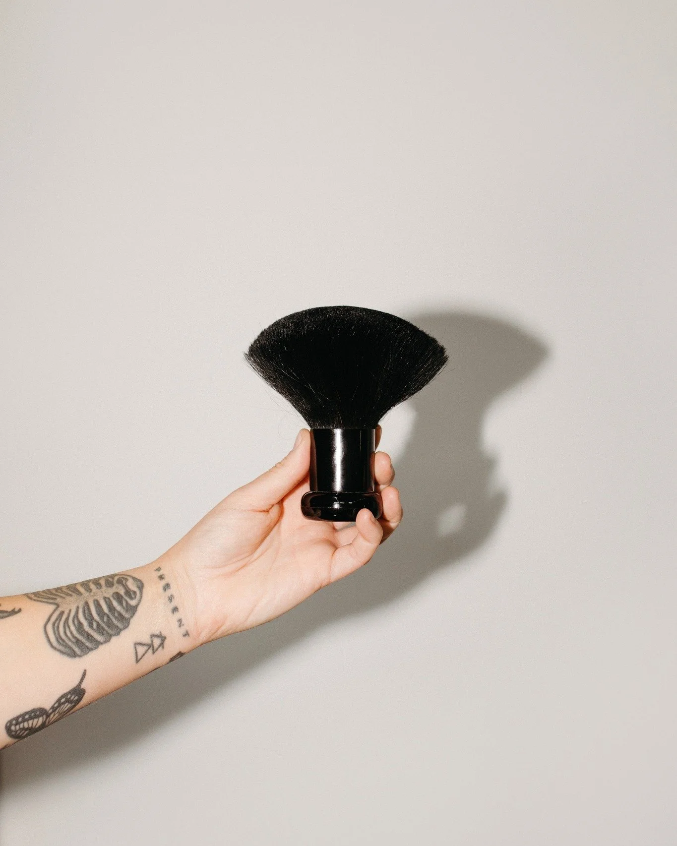 Barber details for @hillaryandcosalon ✂