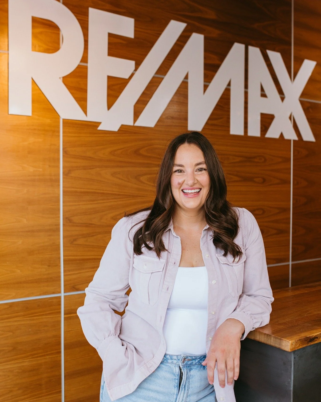 Had a great time capturing headshots for @canmore.kristen, the new owner of @canmoreremaxalpine! 🏠 

We love supporting local women in business.  With the slow season around the corner, it's prime time to refresh your business. Whether you need new 