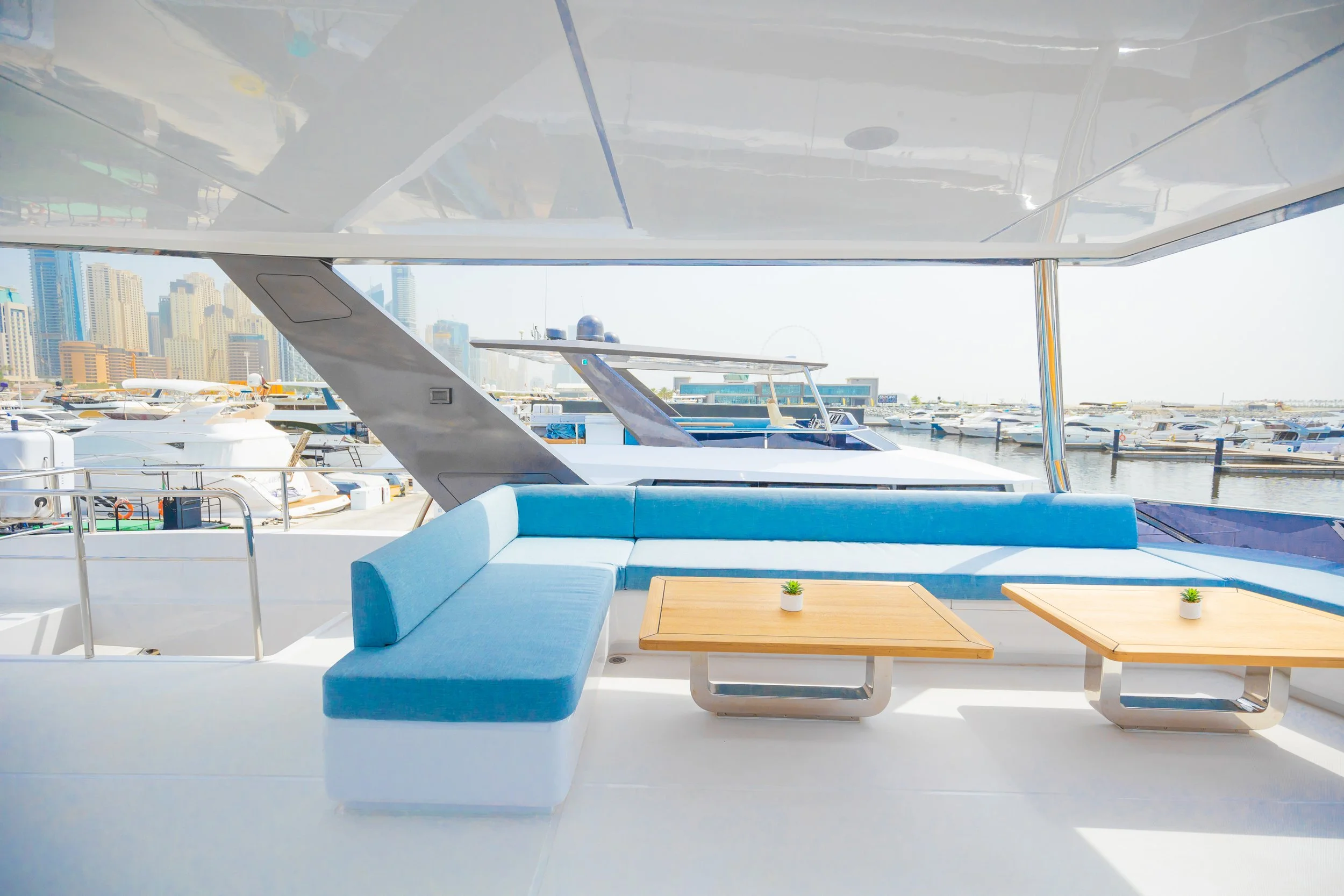 Flybridge 4.jpg