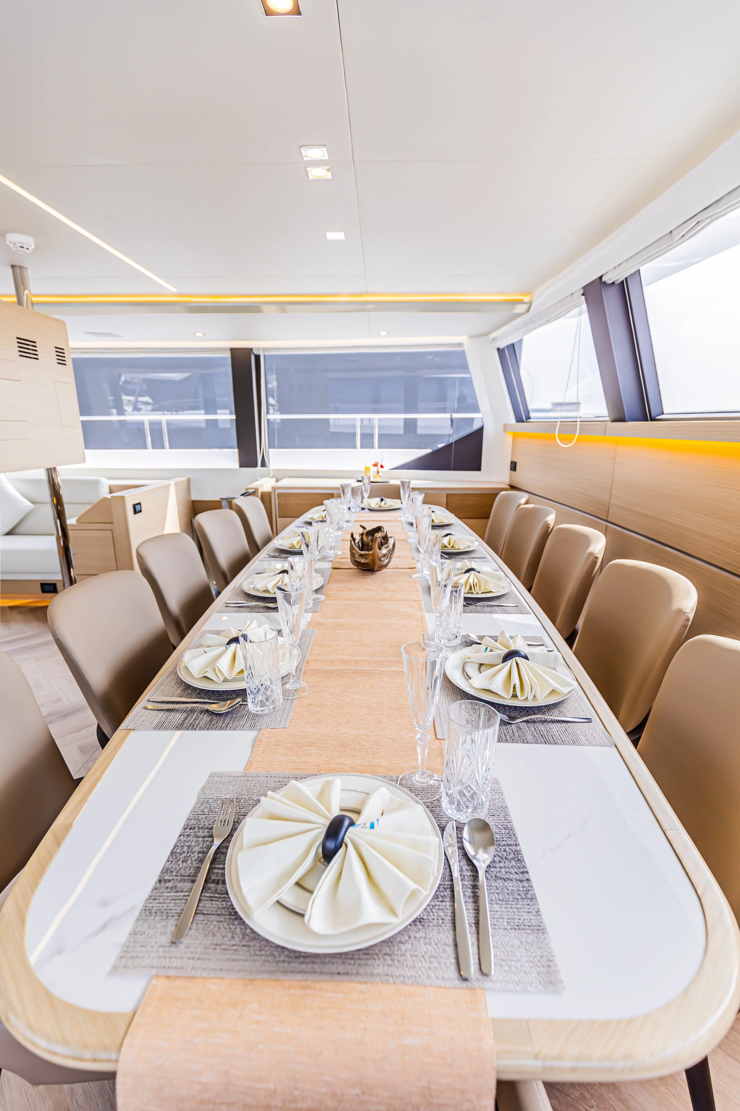 Dining Area.jpg