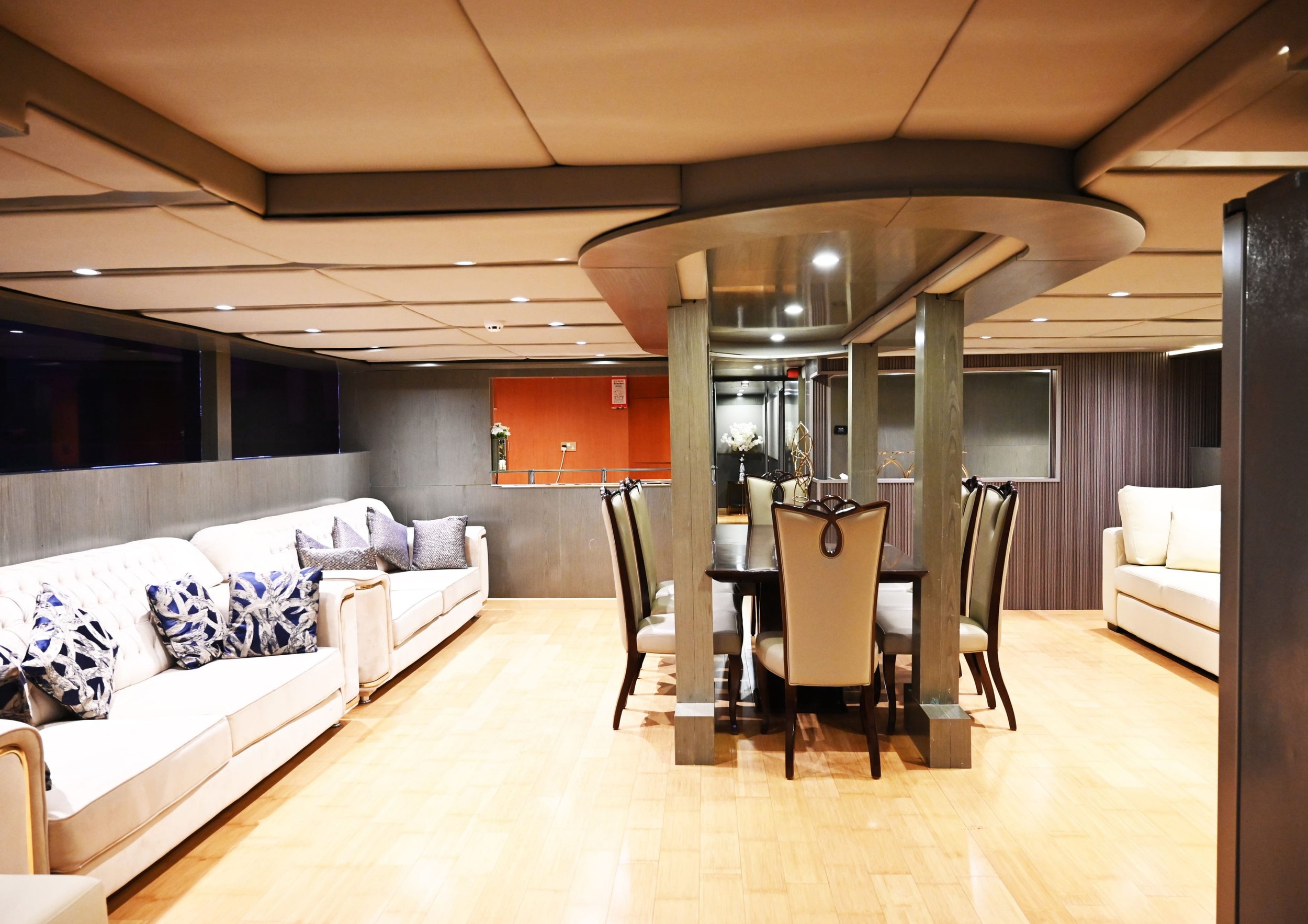 OCEAN DREAM 143FT-08.jpg