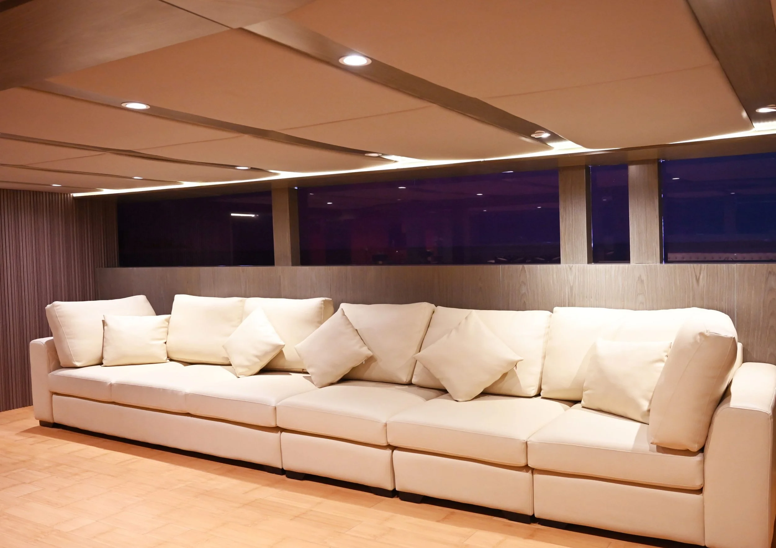 OCEAN DREAM 143FT-10.jpg